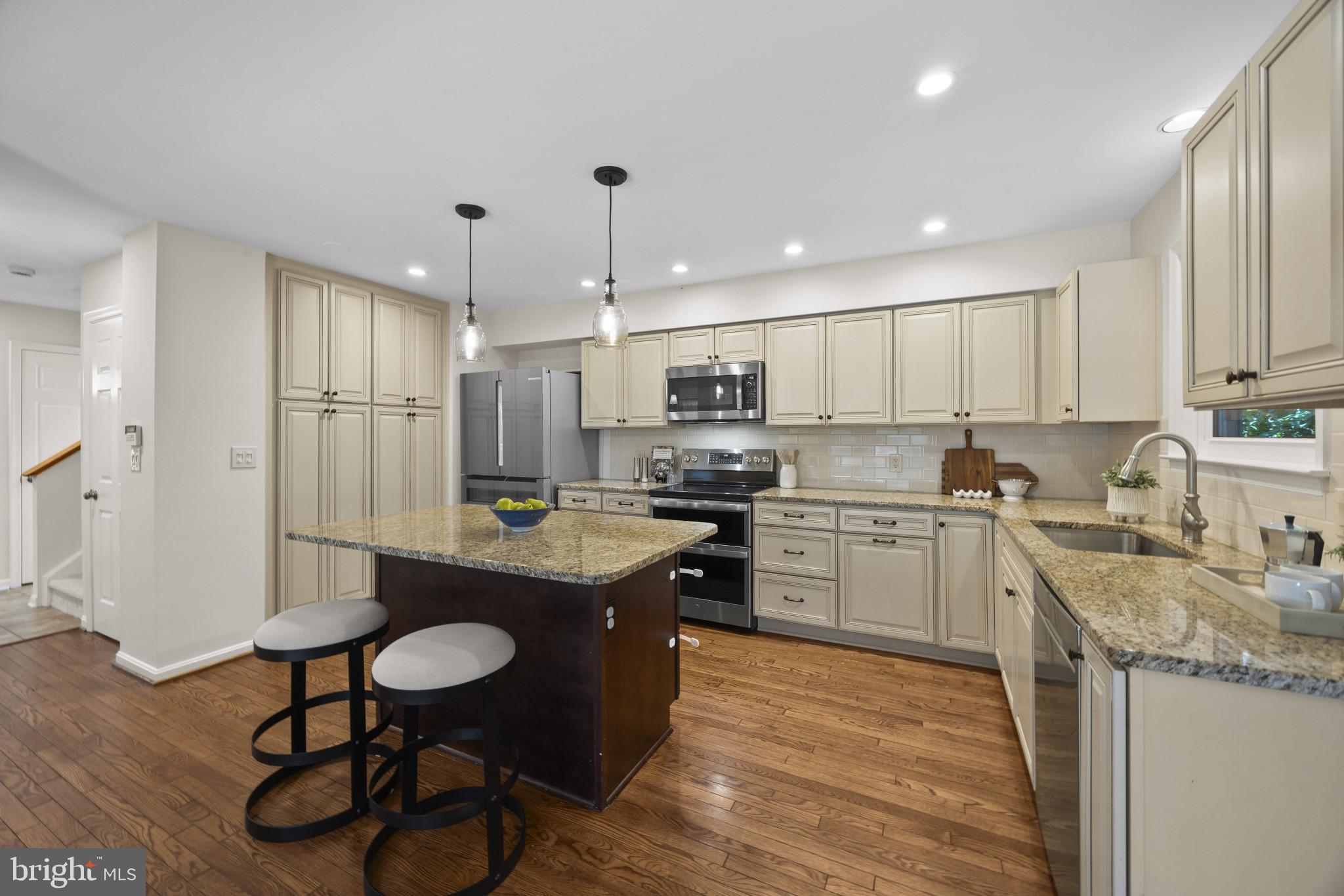 EASTPORT - Residential