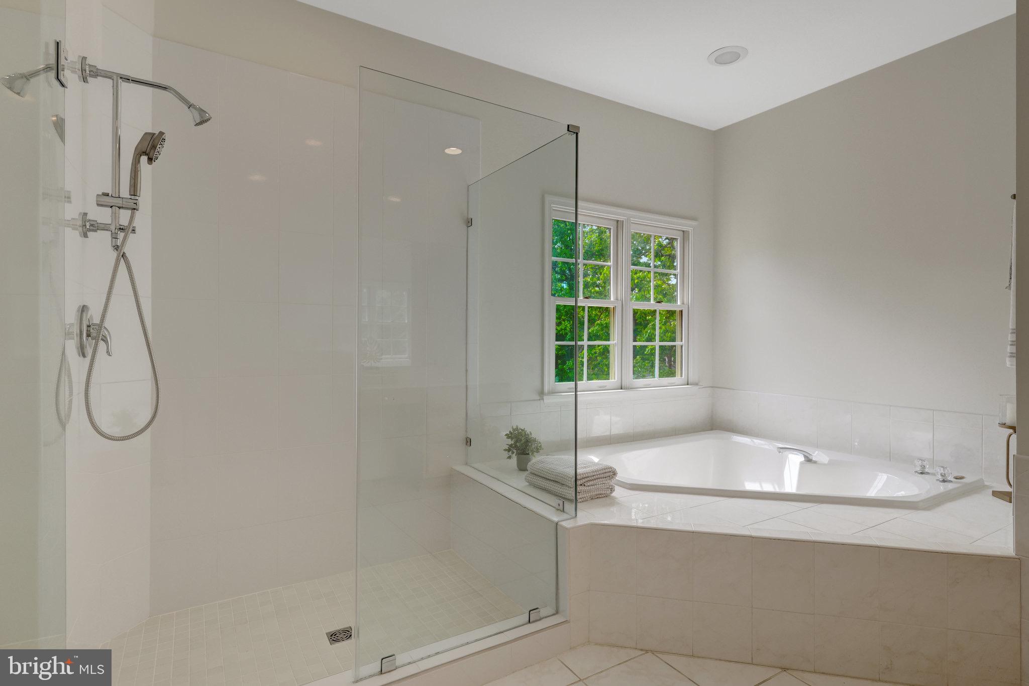 MARSHALL ESTATES - Residential