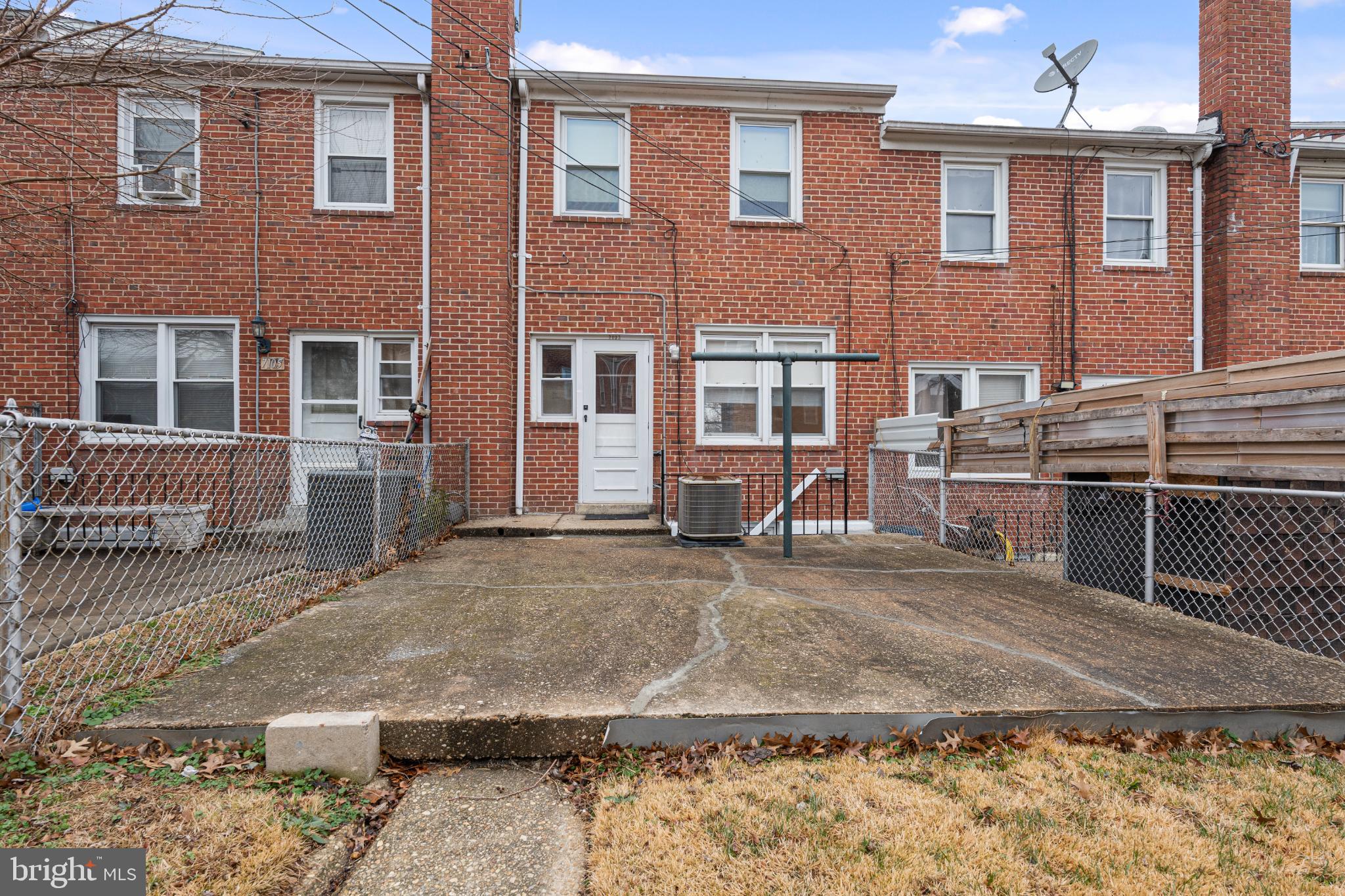 EASTWOOD - Residential