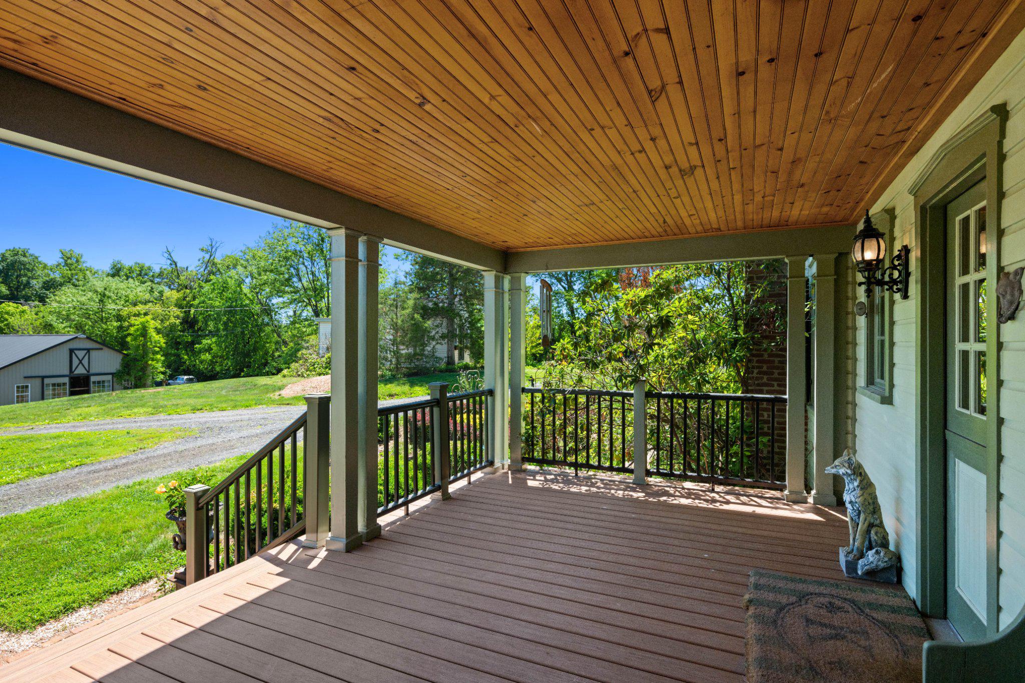 POOLESVILLE OUTSIDE - Farm