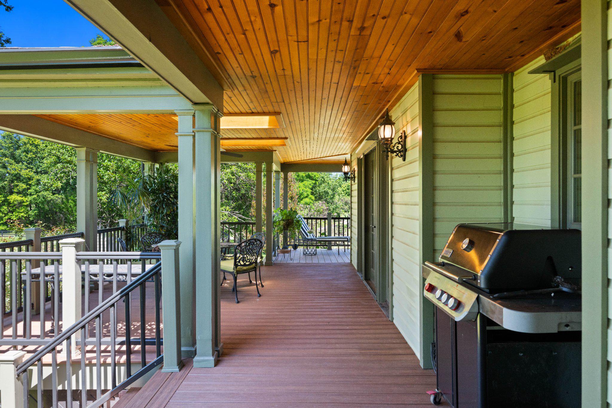 POOLESVILLE OUTSIDE - Farm