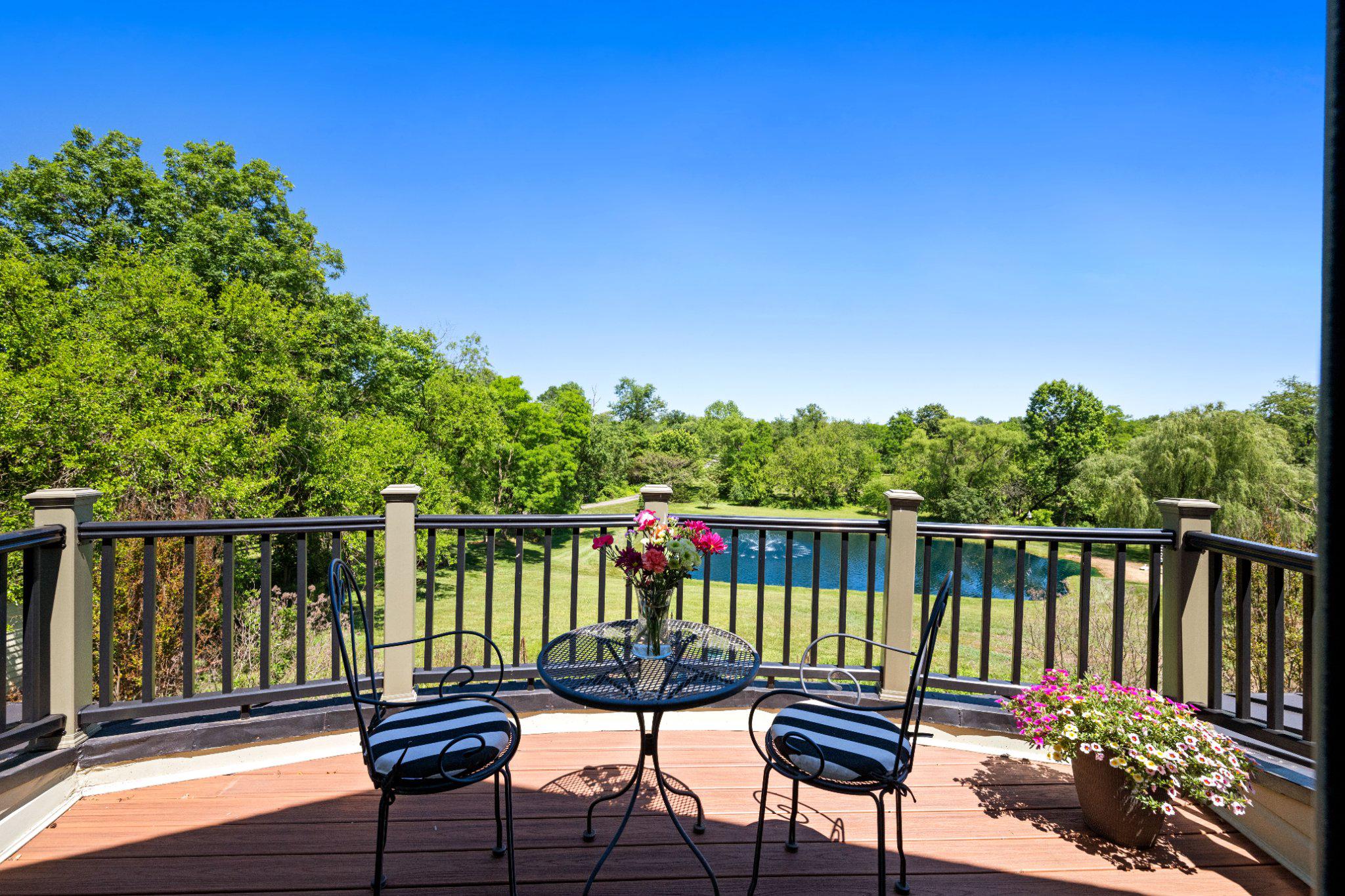 POOLESVILLE OUTSIDE - Farm