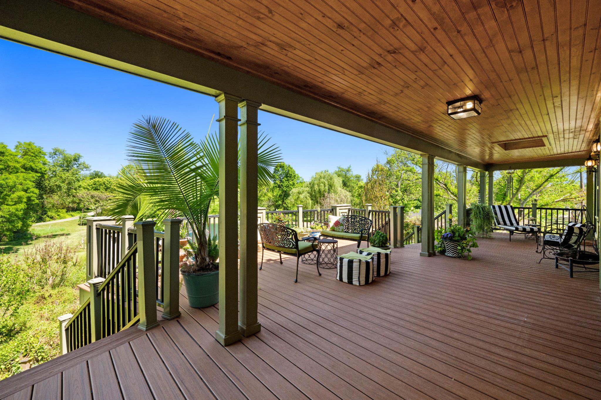 POOLESVILLE OUTSIDE - Farm