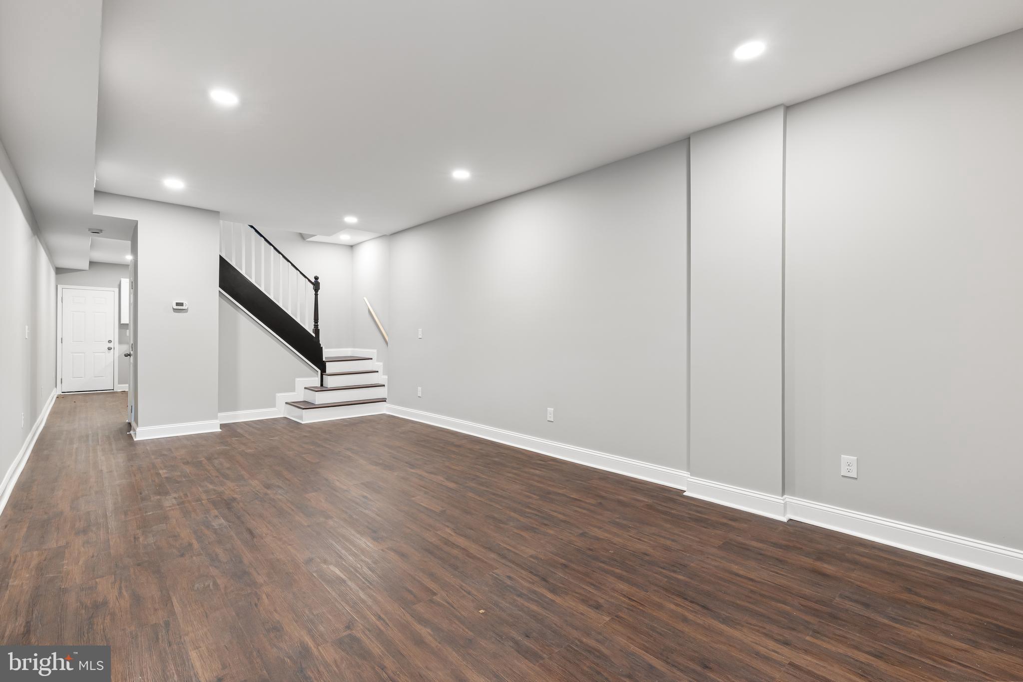 MONDAWMIN - Residential