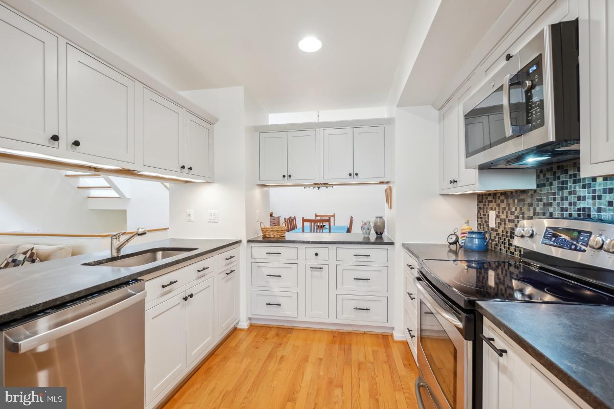 WESTCOVE - Residential