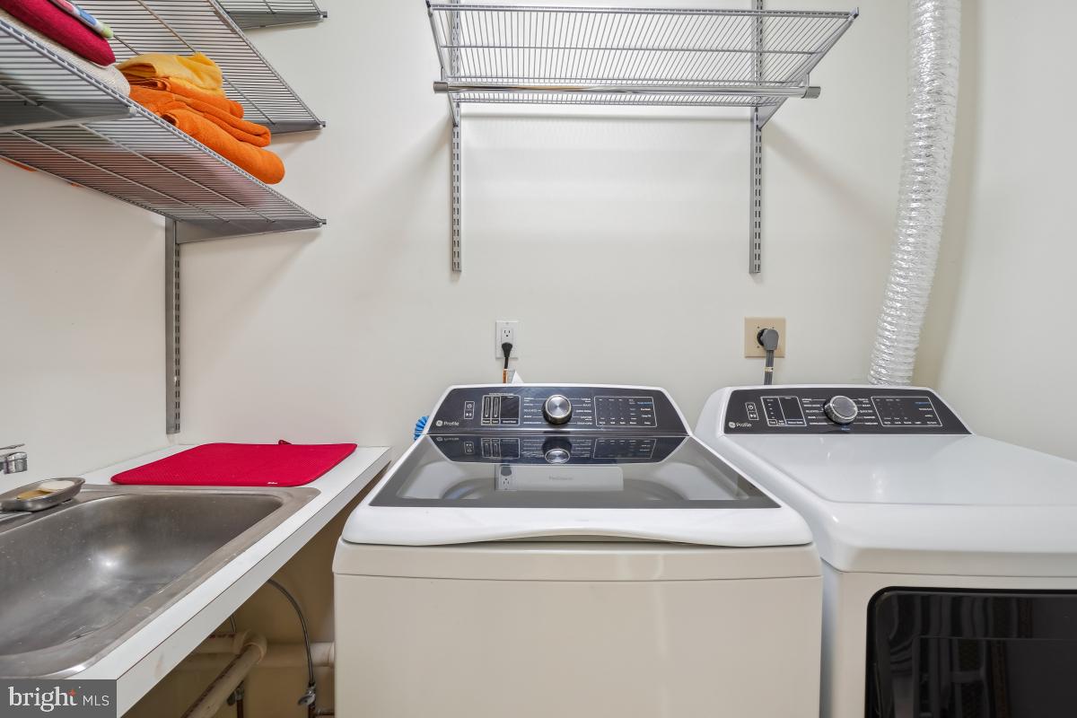 WESTCOVE - Residential