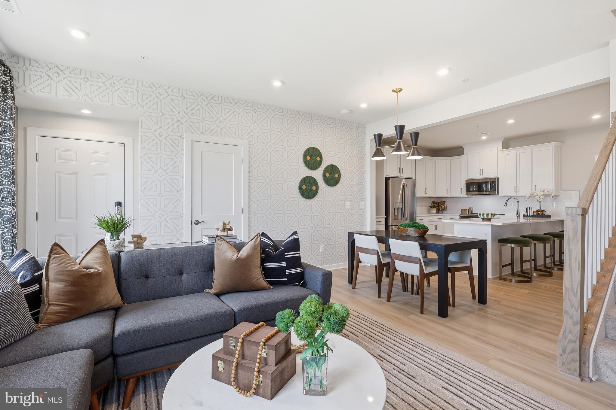 POTOMAC SHORES - Residential