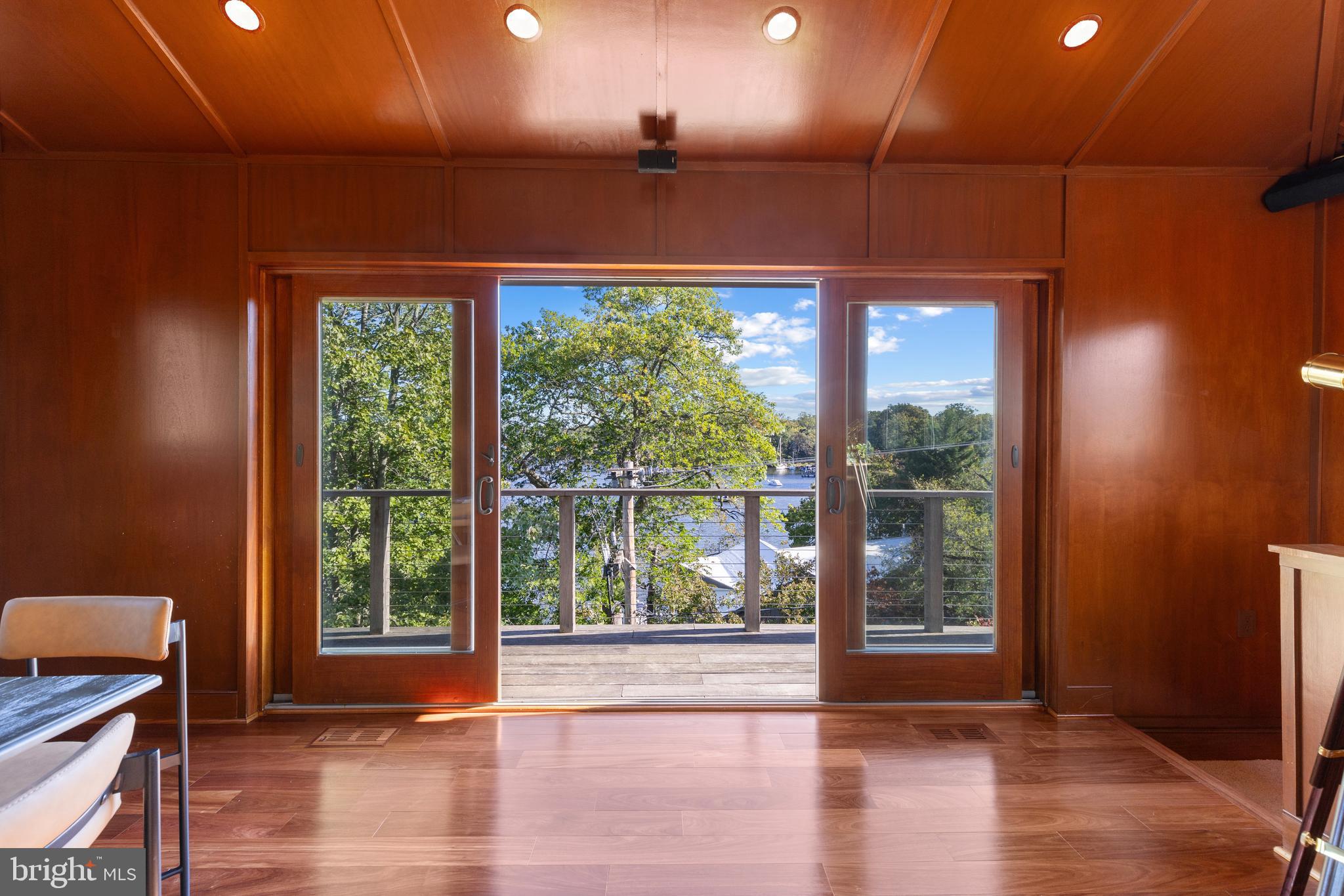 WEST ANNAPOLIS - Residential