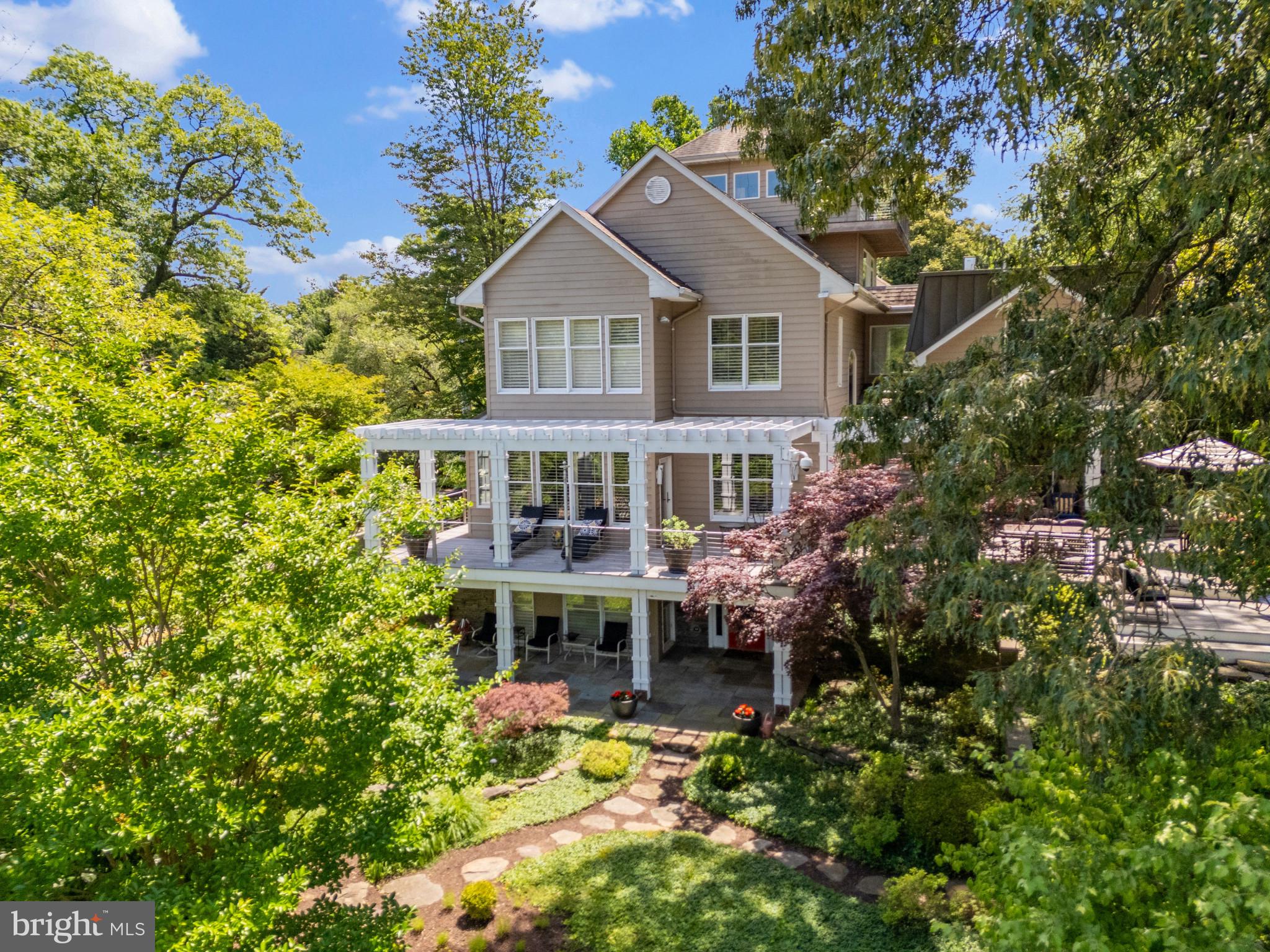 WEST ANNAPOLIS - Residential