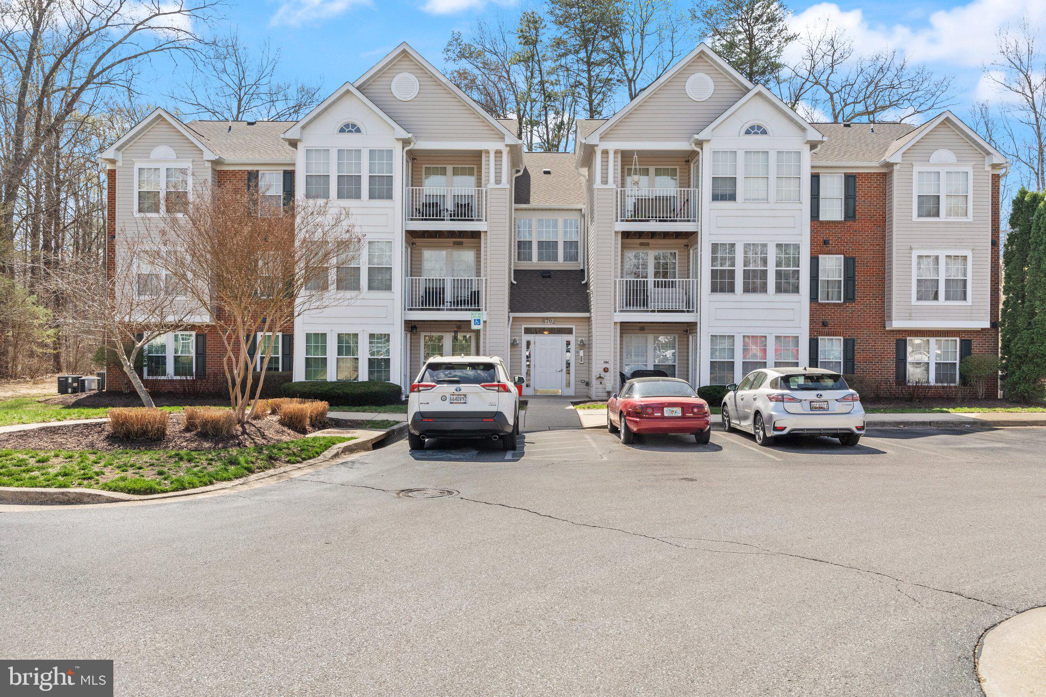 PINEY ORCHARD - Residential