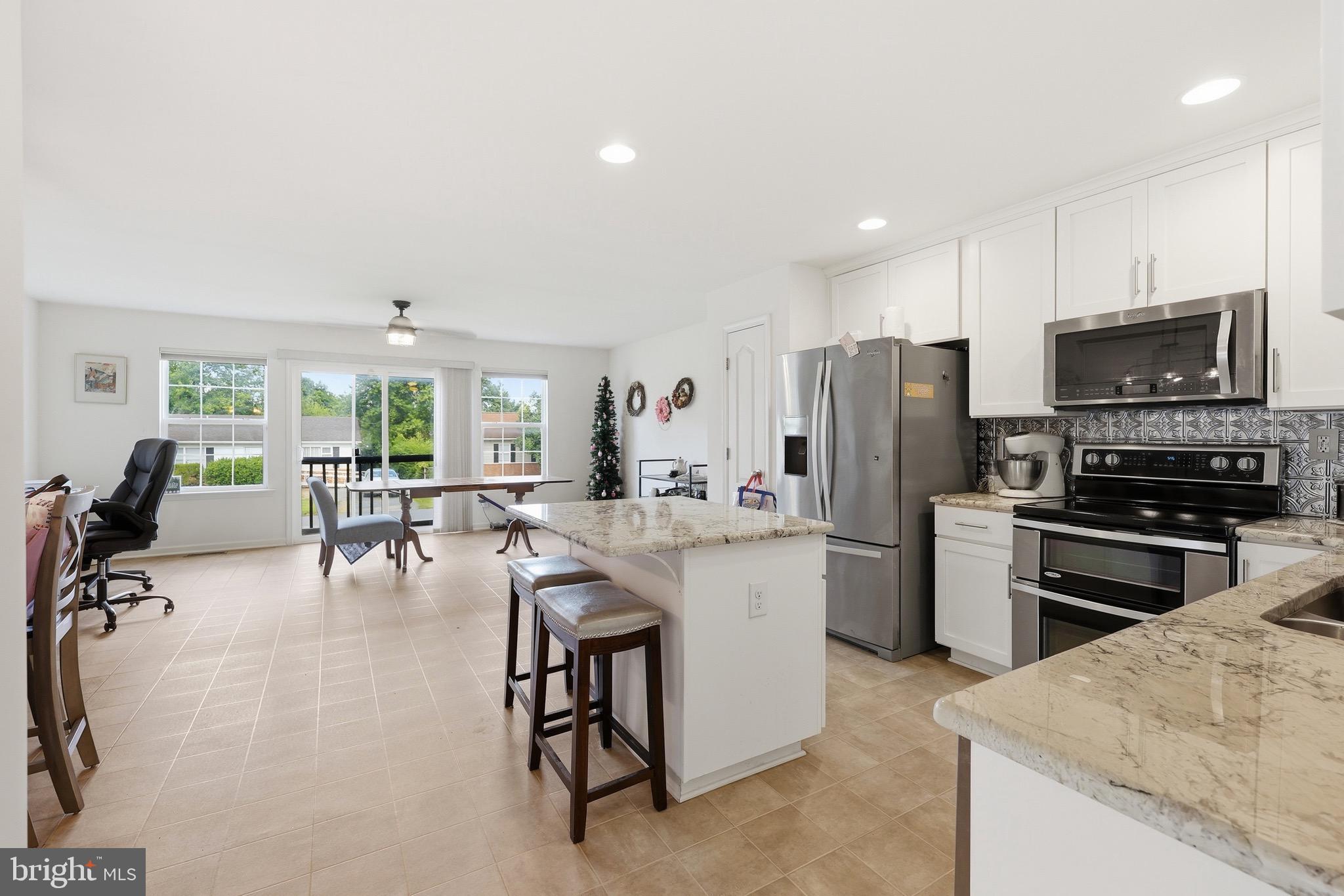 MANOR PARK - Residential
