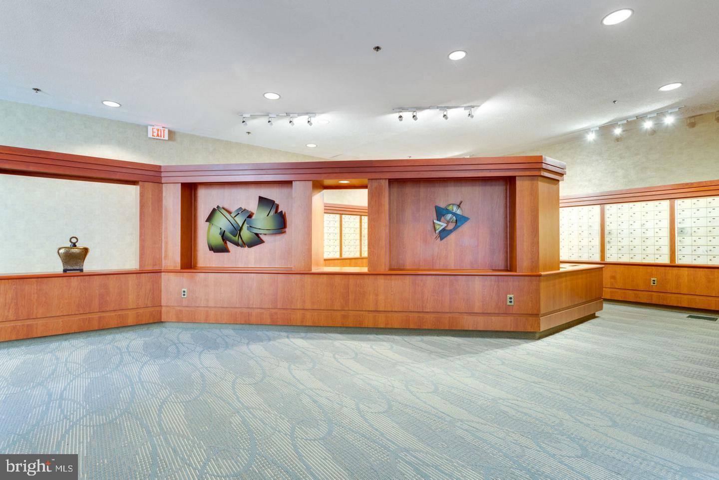 SKYLINE SQUARE CONDO - Residential Lease