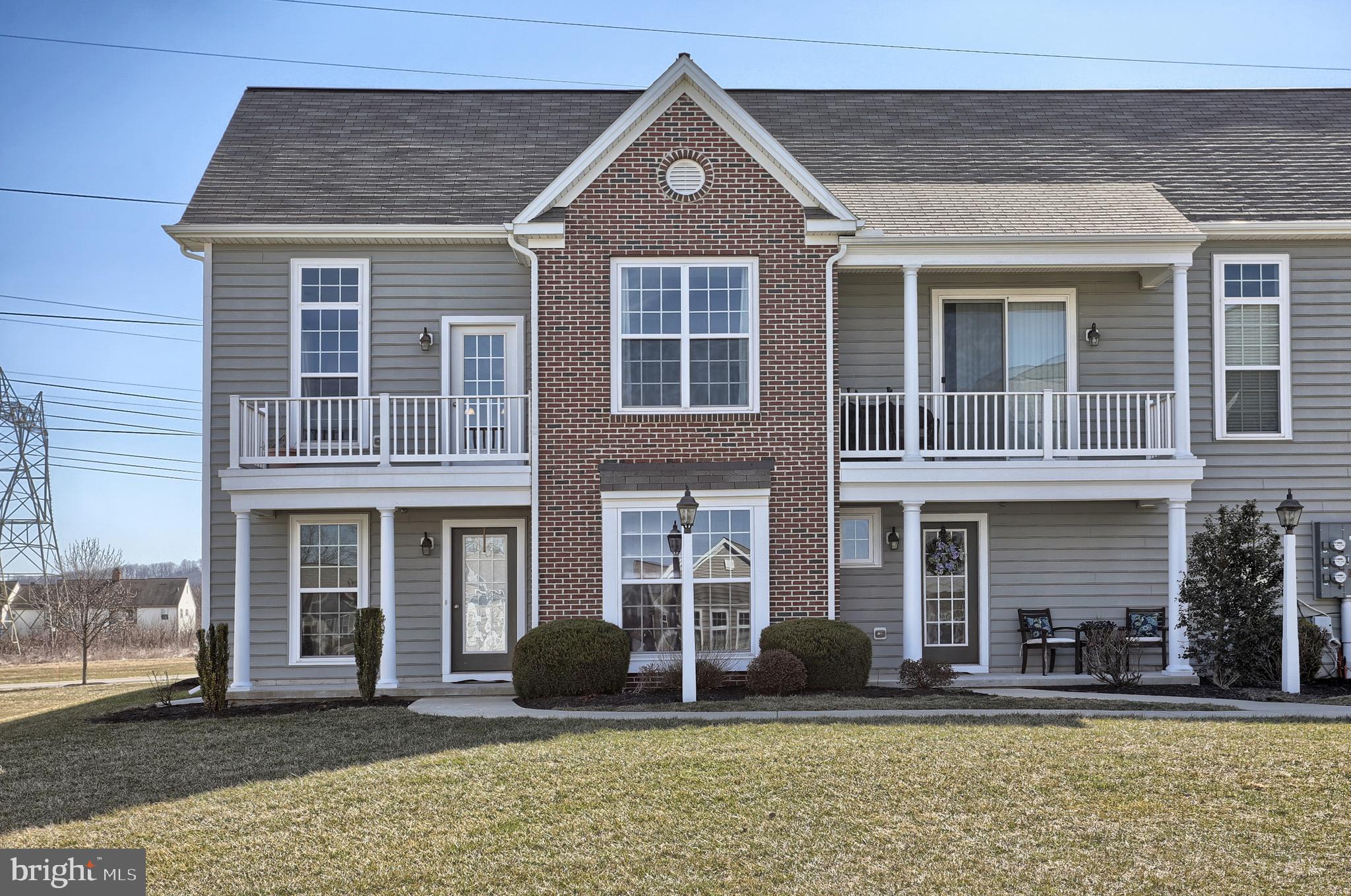 DEER RUN COMMONS - Residential