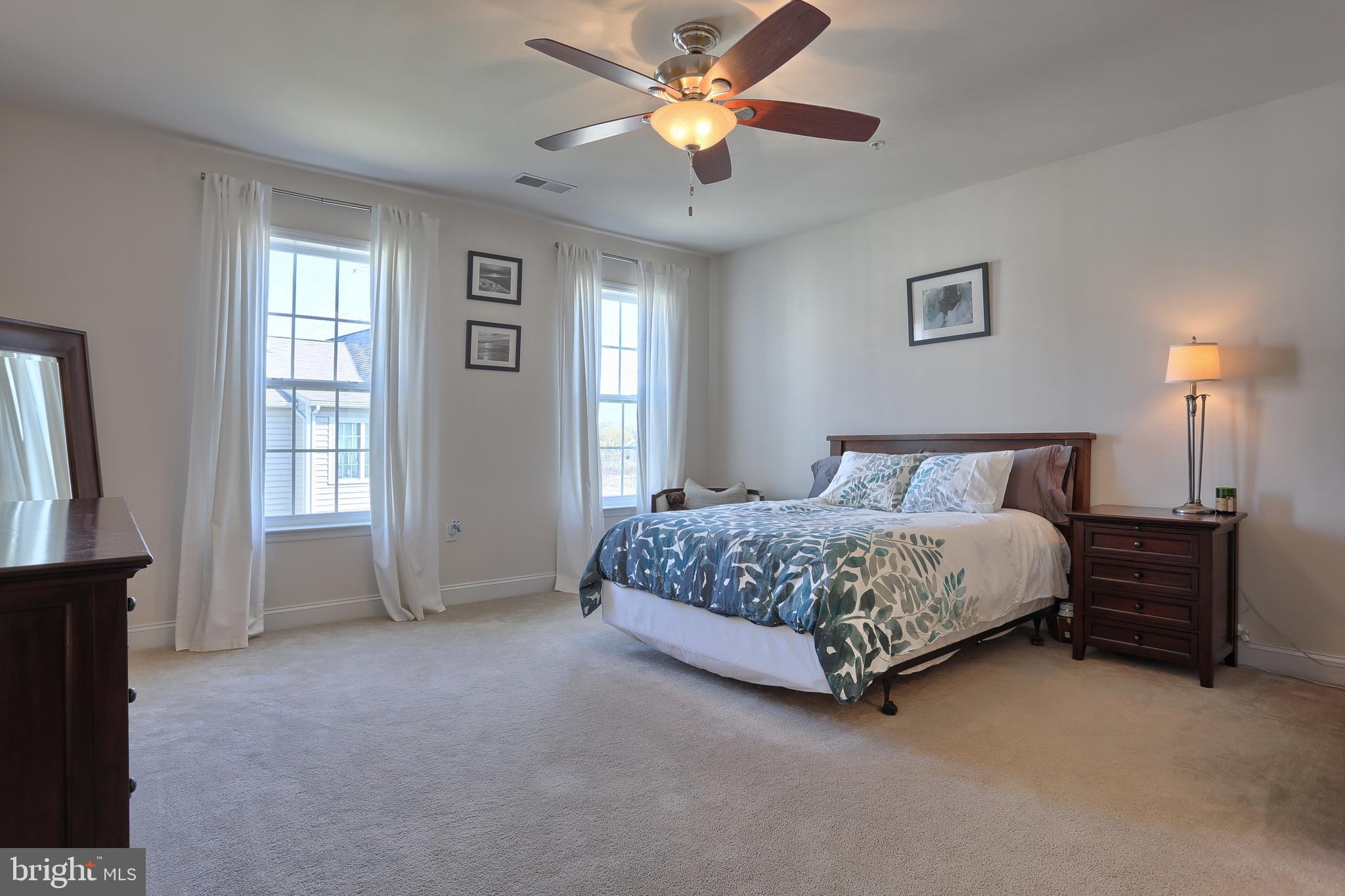 DEER RUN COMMONS - Residential