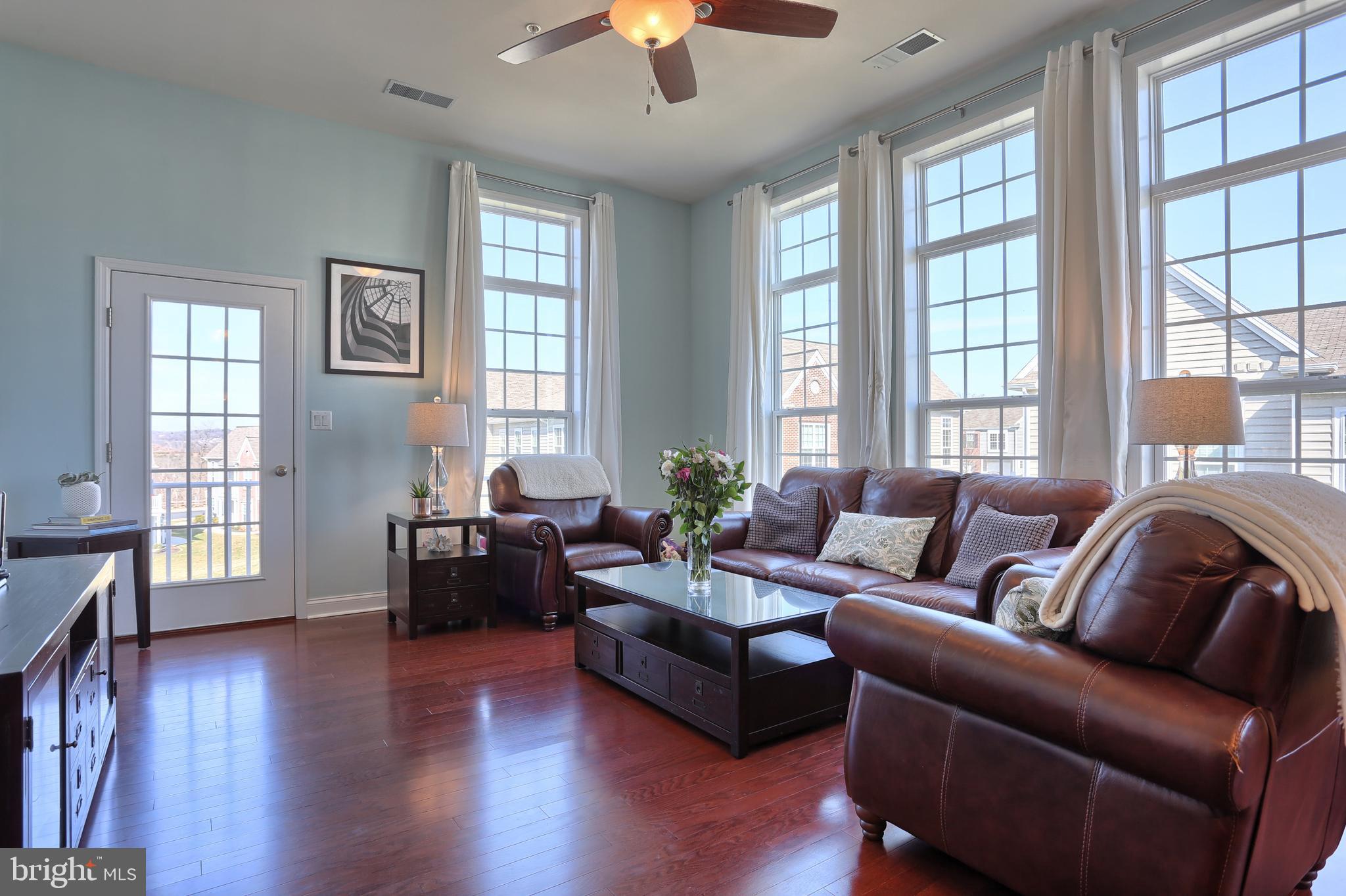 DEER RUN COMMONS - Residential