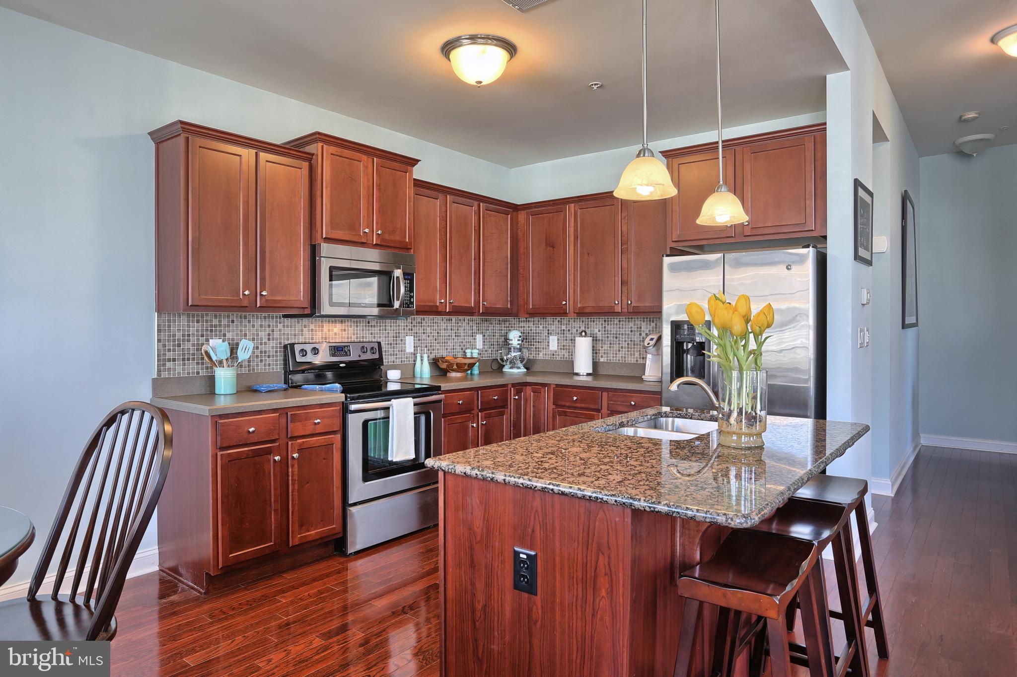 DEER RUN COMMONS - Residential