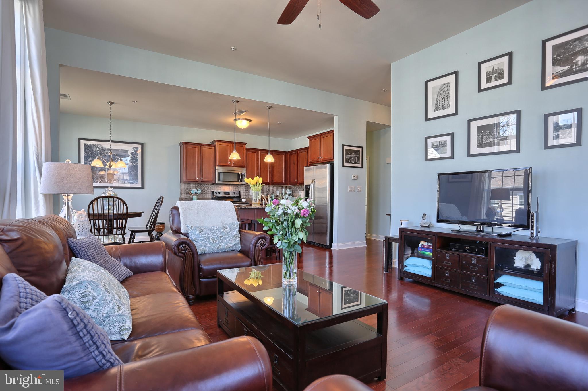 DEER RUN COMMONS - Residential