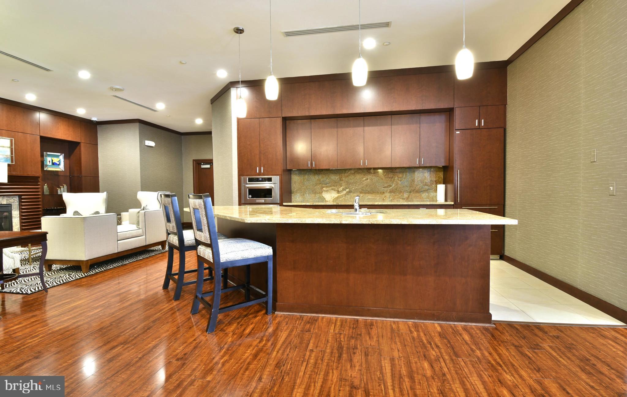 MERCER - Residential