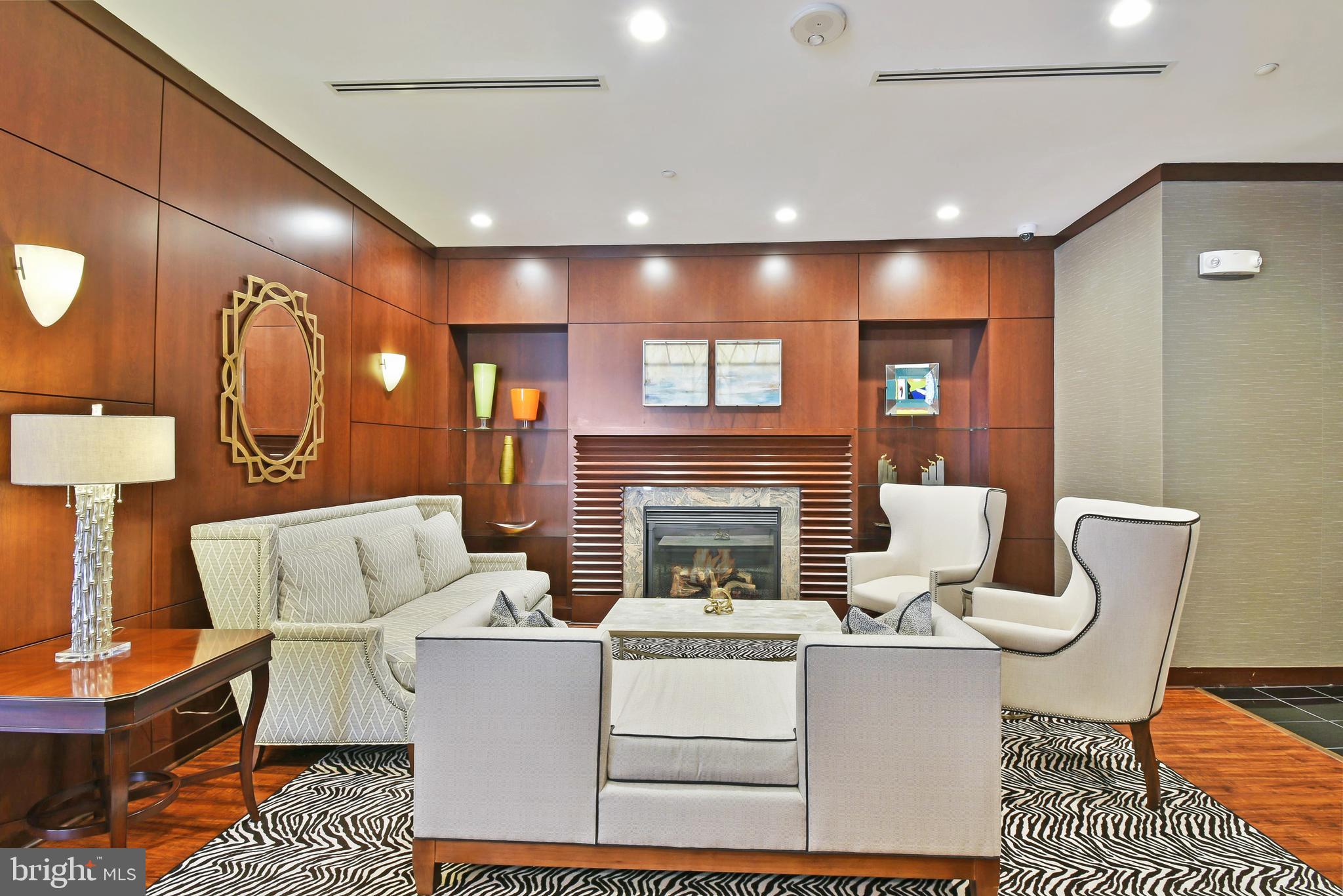 MERCER - Residential