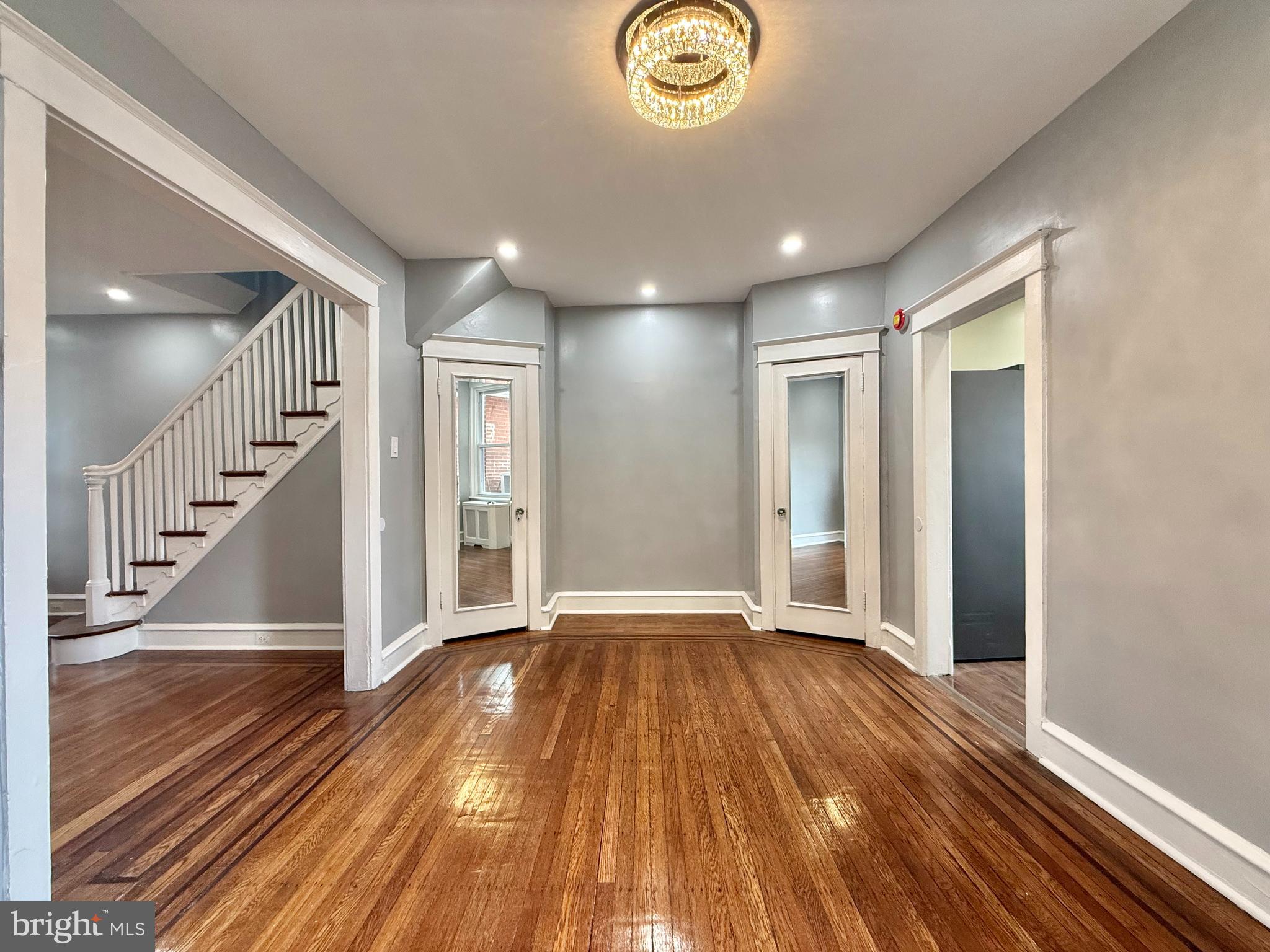 OLNEY - Residential