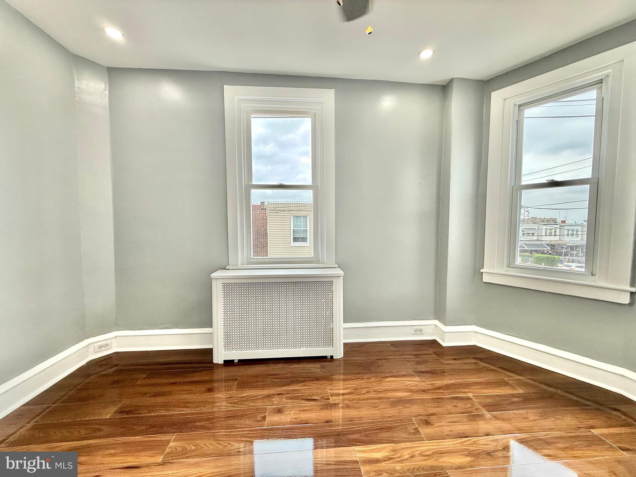 OLNEY - Residential
