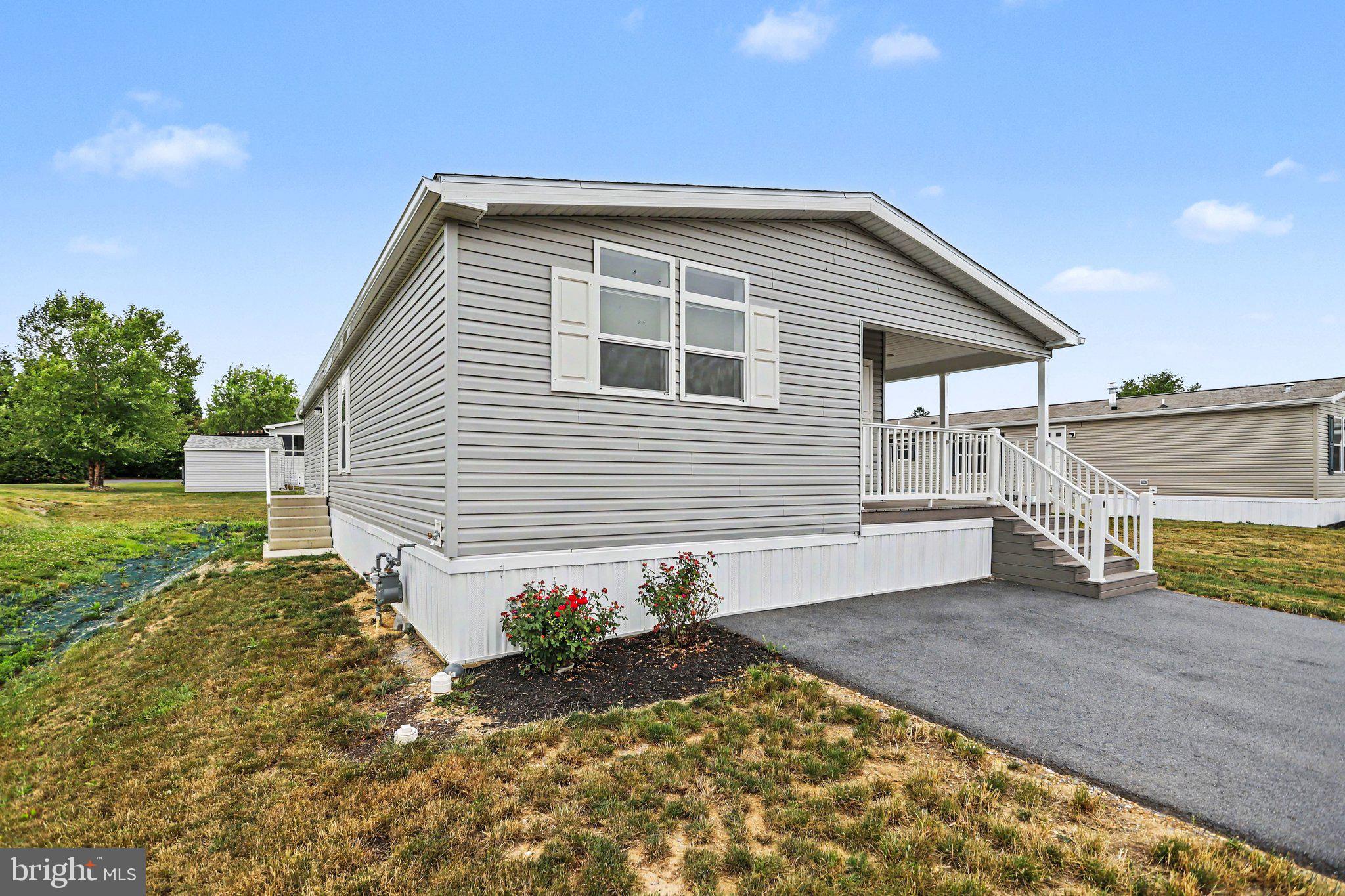 SHADOWSTONE VILLAGE - Residential