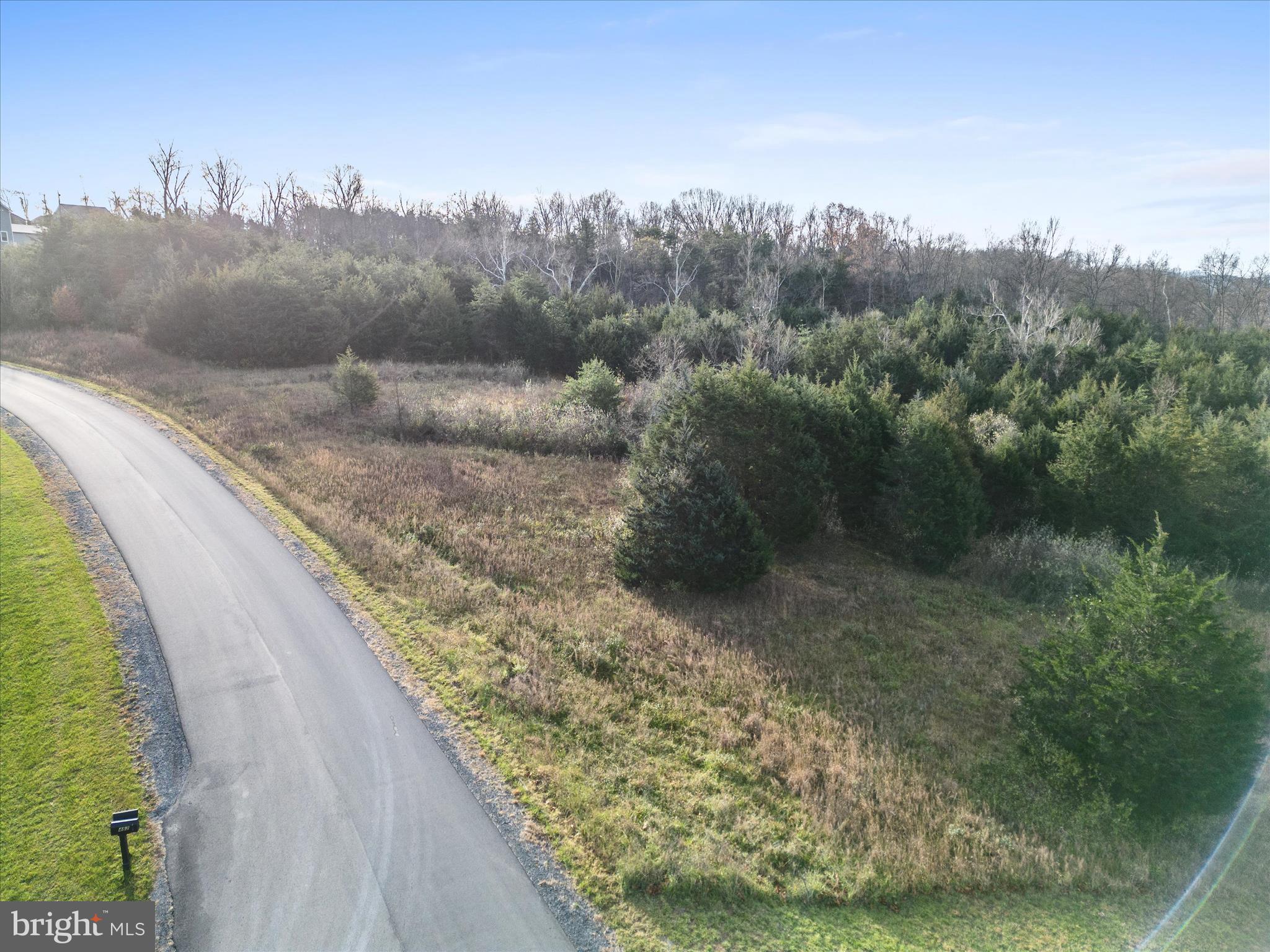 WAVERLY VIEW - Land