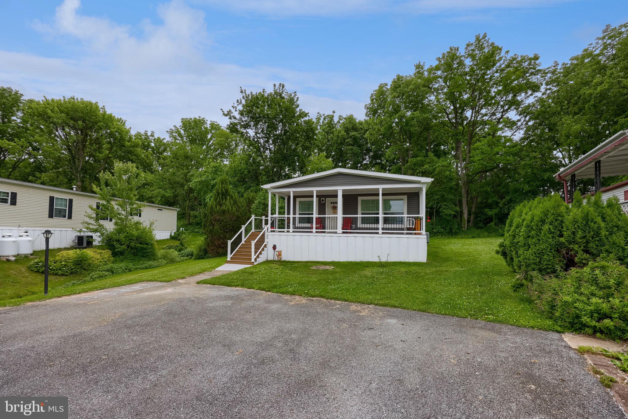 WINCHESTER MEADOWS - Residential