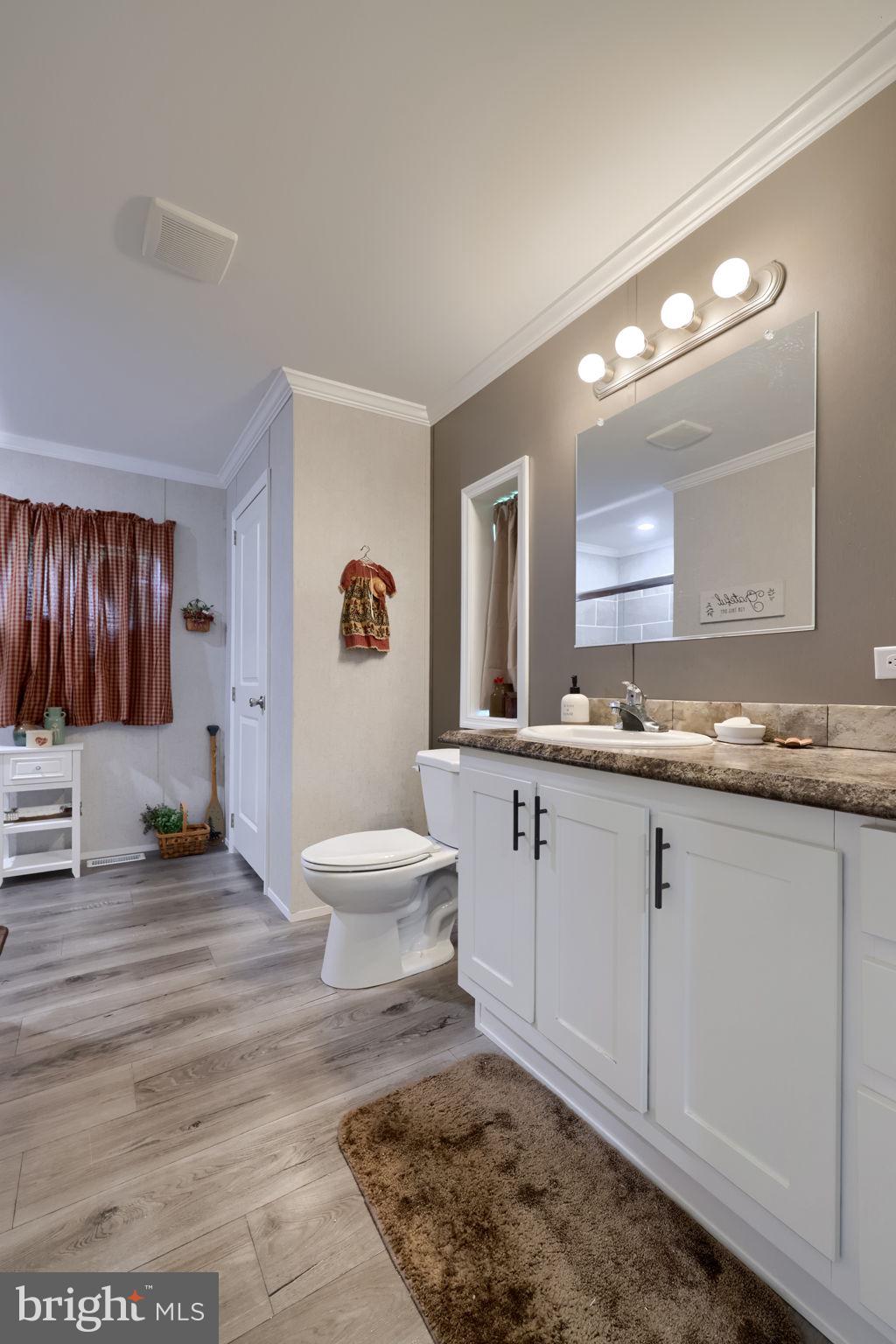 WINCHESTER MEADOWS - Residential
