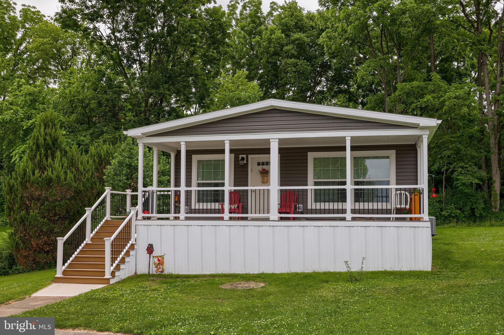 WINCHESTER MEADOWS - Residential