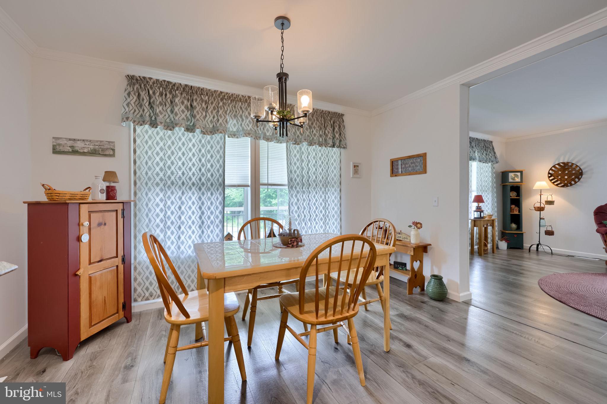 WINCHESTER MEADOWS - Residential