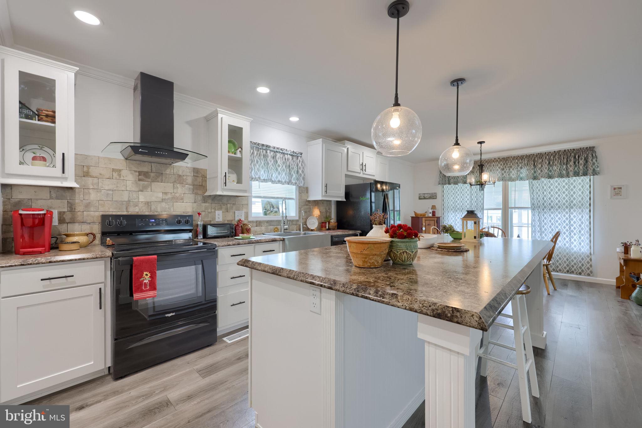 WINCHESTER MEADOWS - Residential
