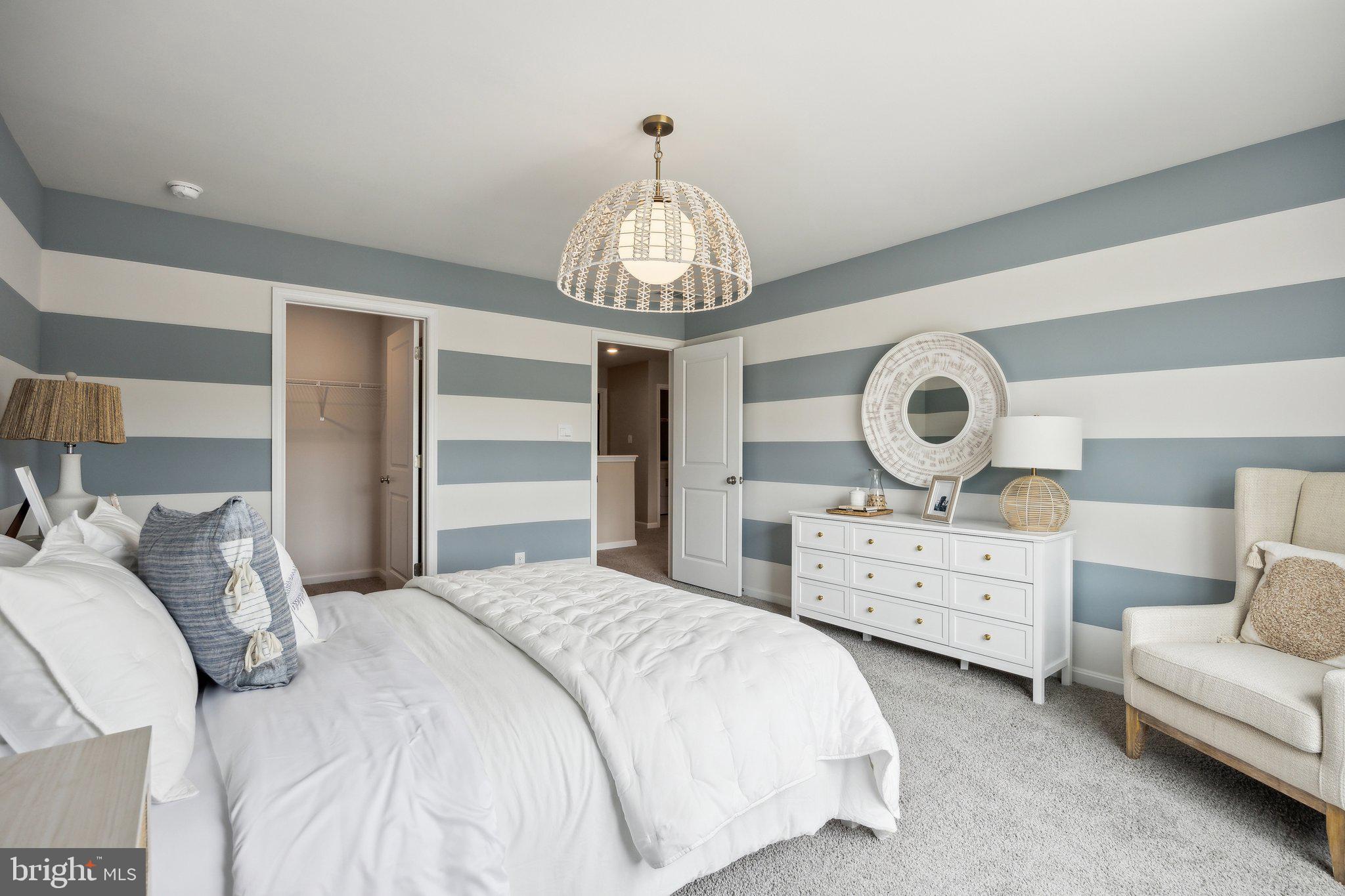 LADYSMITH VILLAGE - Residential