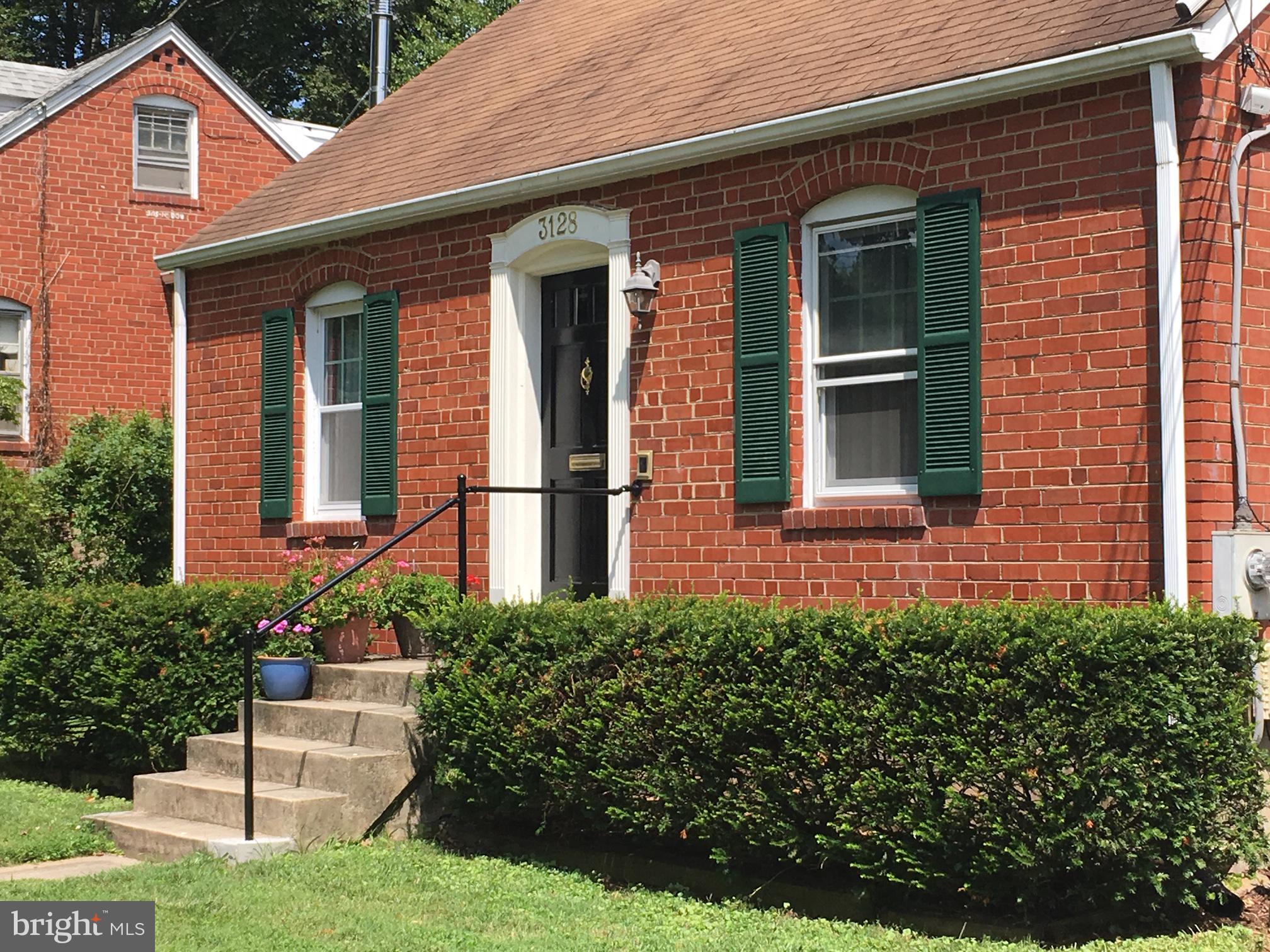 OAKLAND TERRACE - Residential