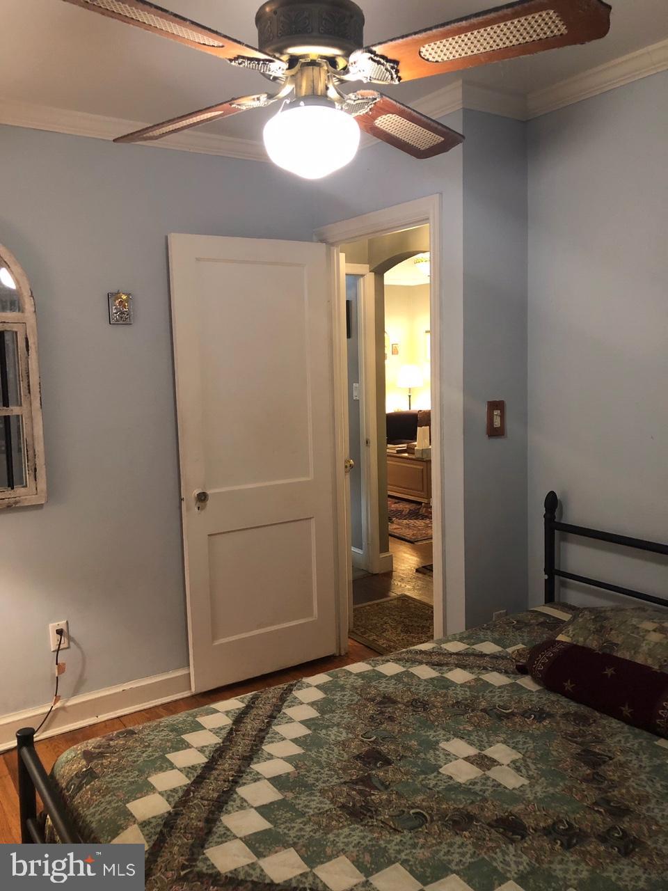 OAKLAND TERRACE - Residential