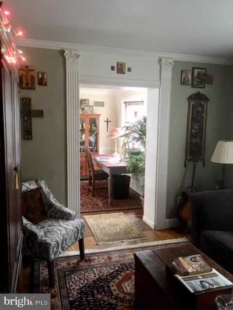 OAKLAND TERRACE - Residential