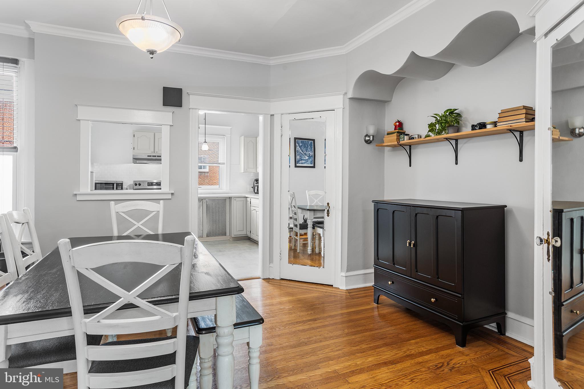 ROXBOROUGH - Residential