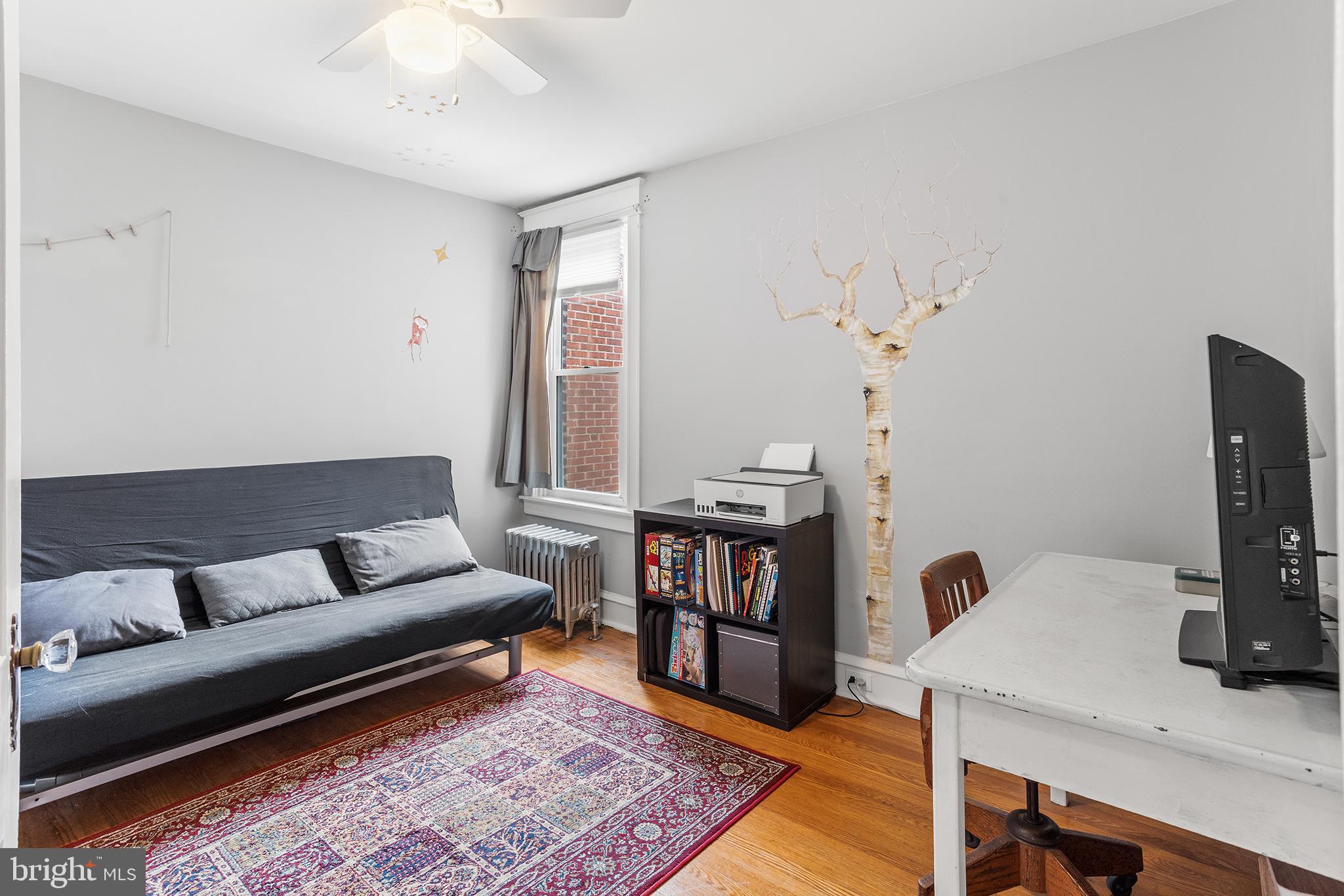 ROXBOROUGH - Residential