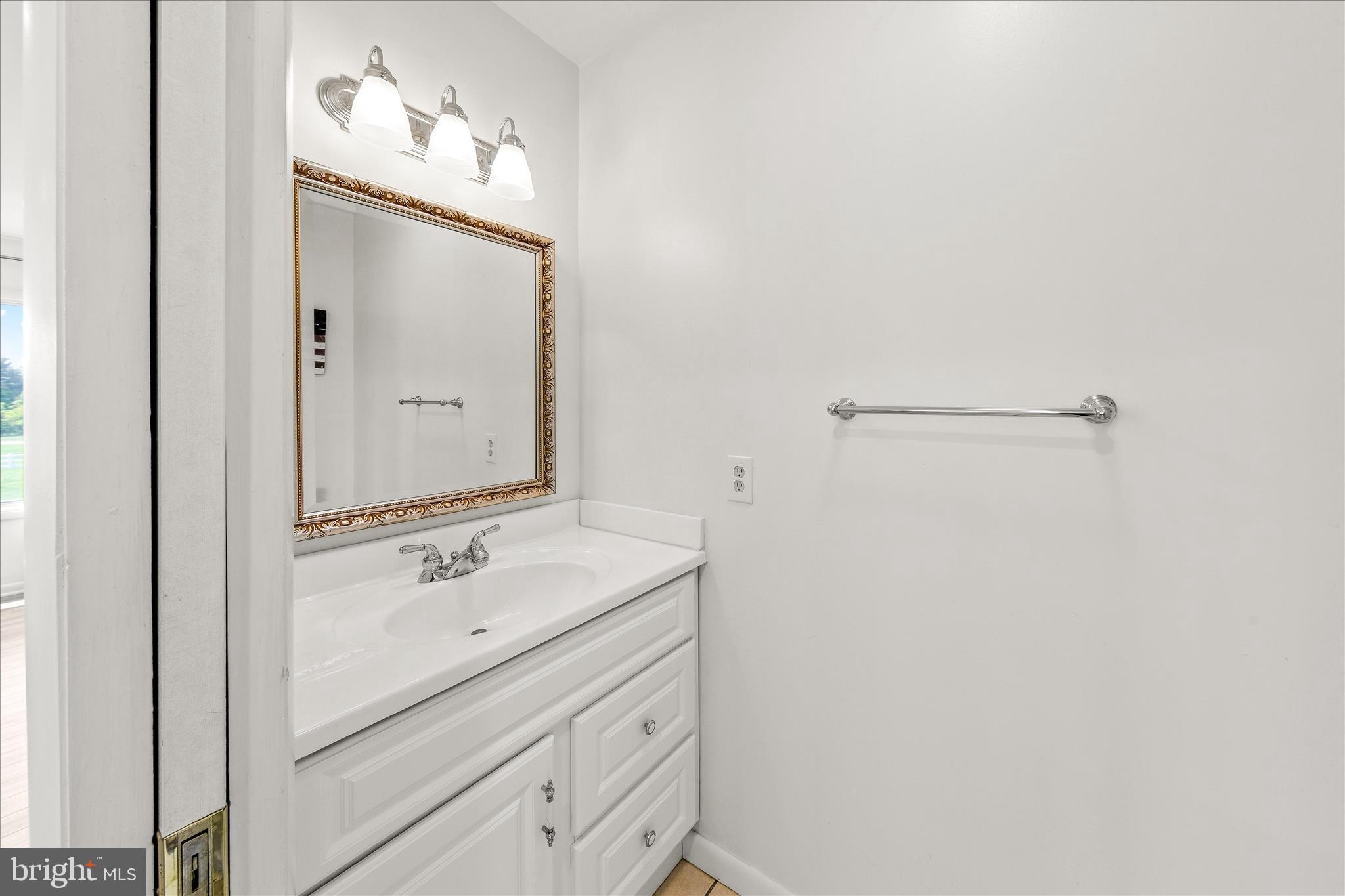 TILGHMAN ISLAND - Residential