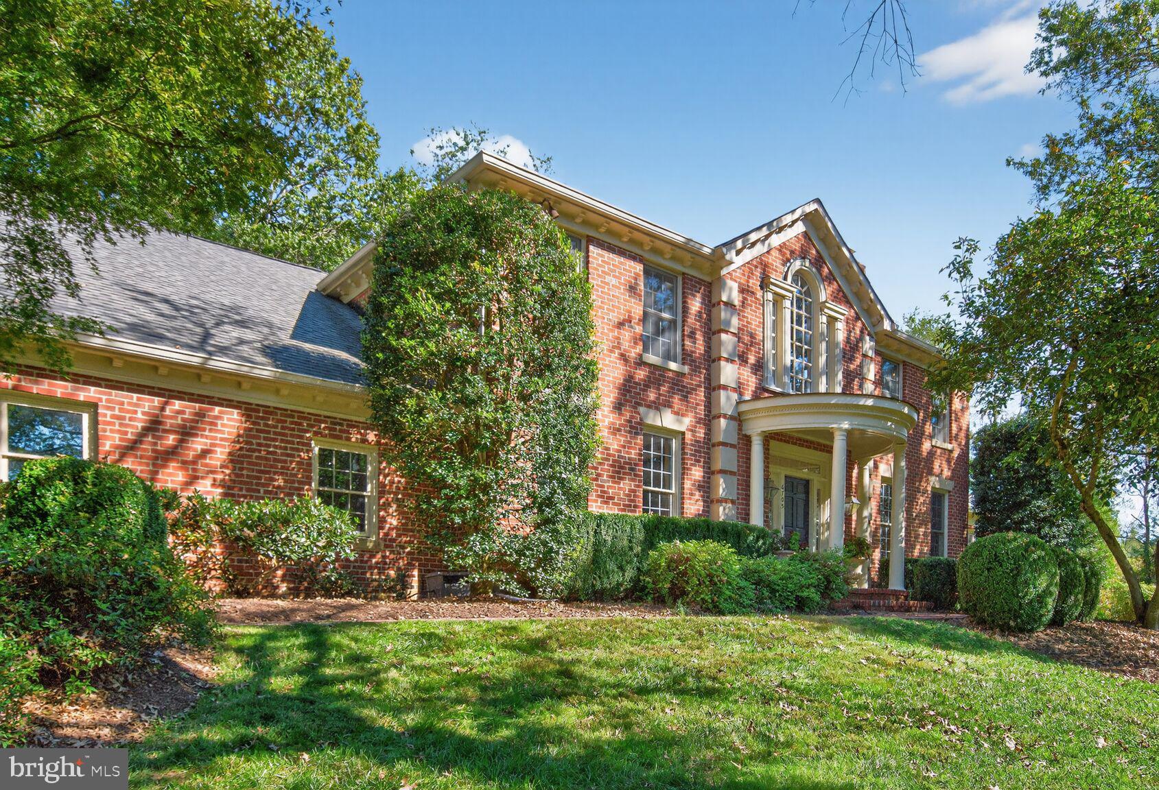 CEDAR KNOLL - Residential
