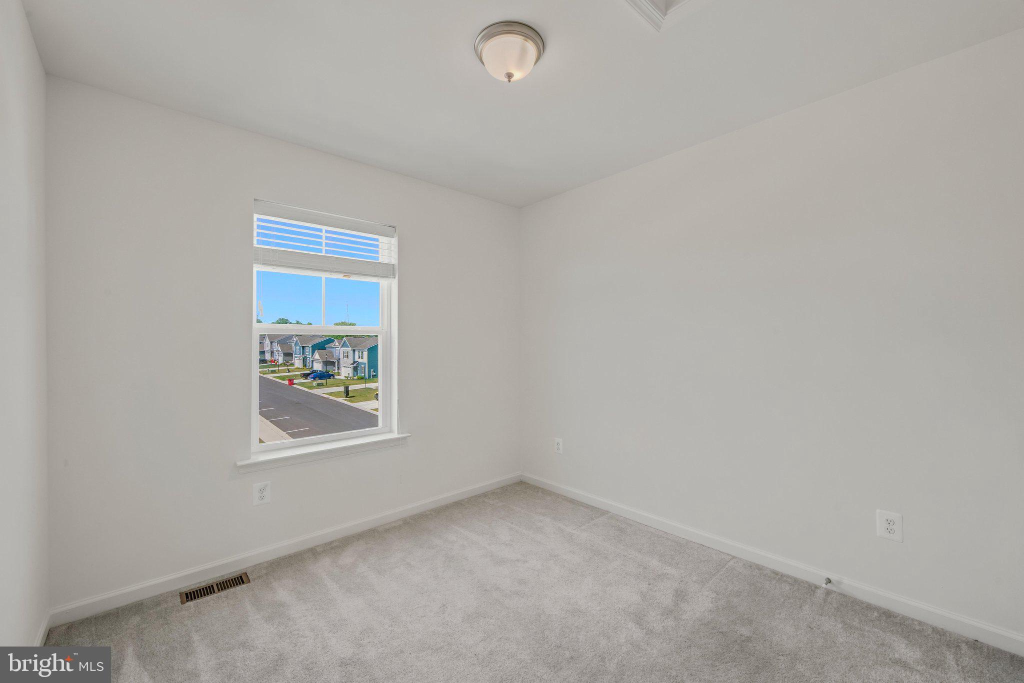 OVERLOOK AT RIVERSIDE TOWNHOMES - Residential