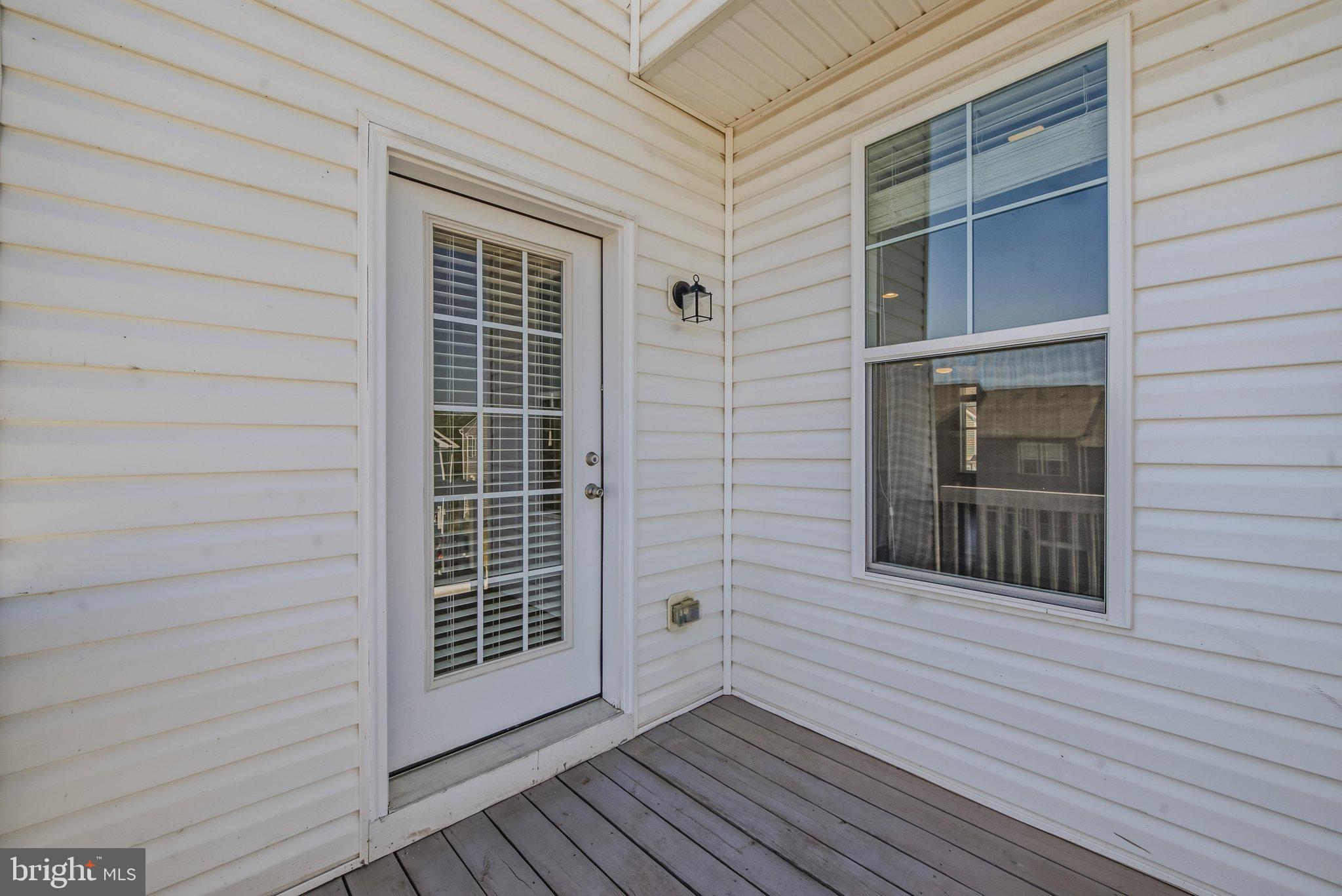 OVERLOOK AT RIVERSIDE TOWNHOMES - Residential