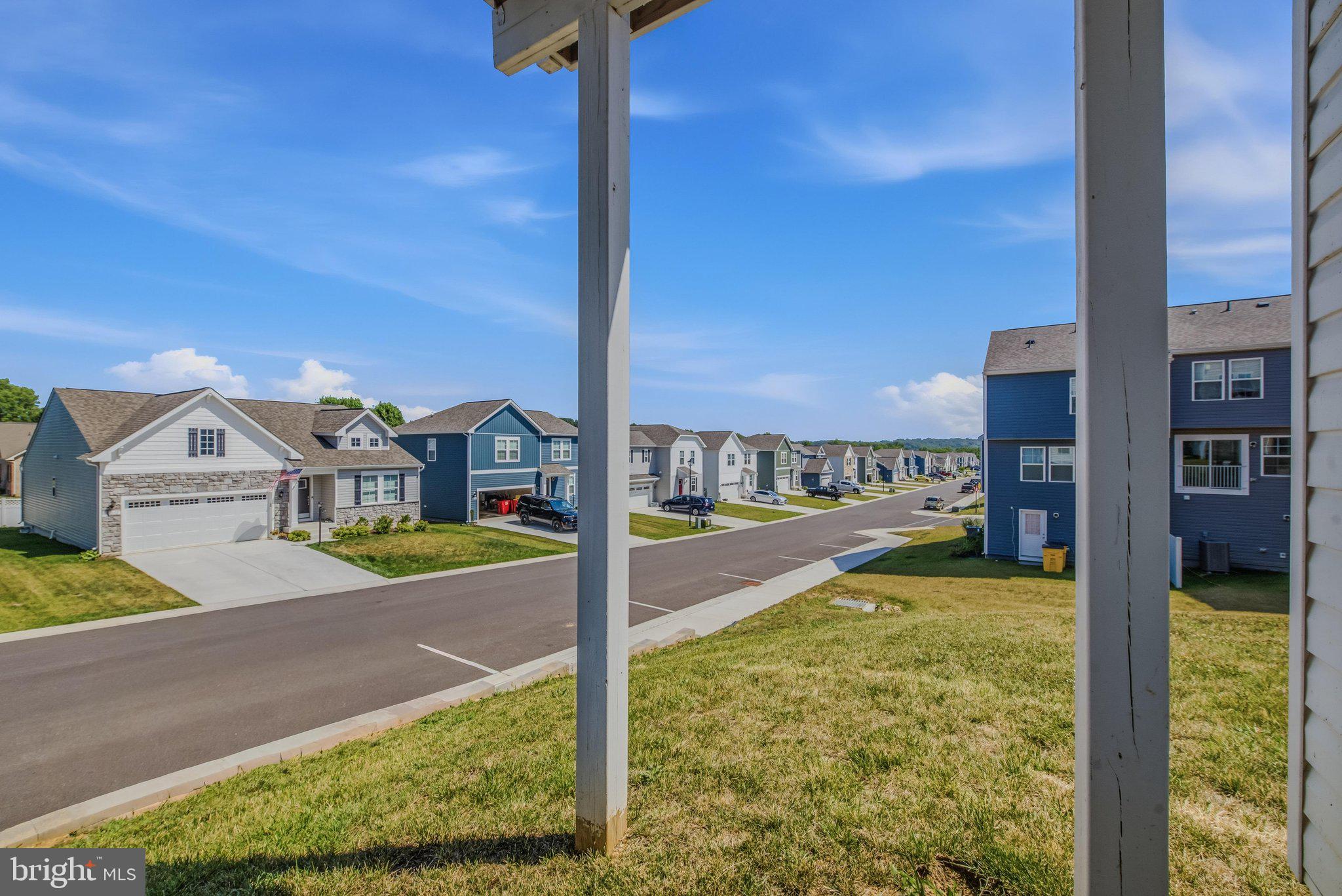 OVERLOOK AT RIVERSIDE TOWNHOMES - Residential
