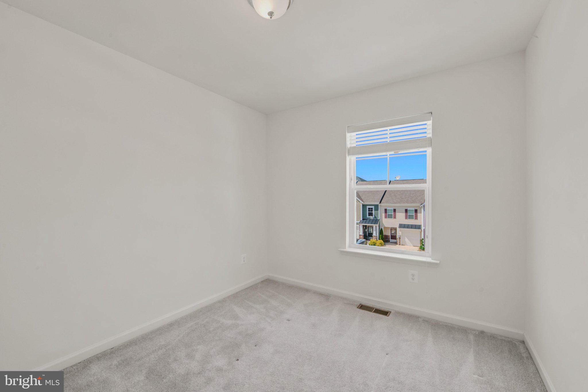 OVERLOOK AT RIVERSIDE TOWNHOMES - Residential