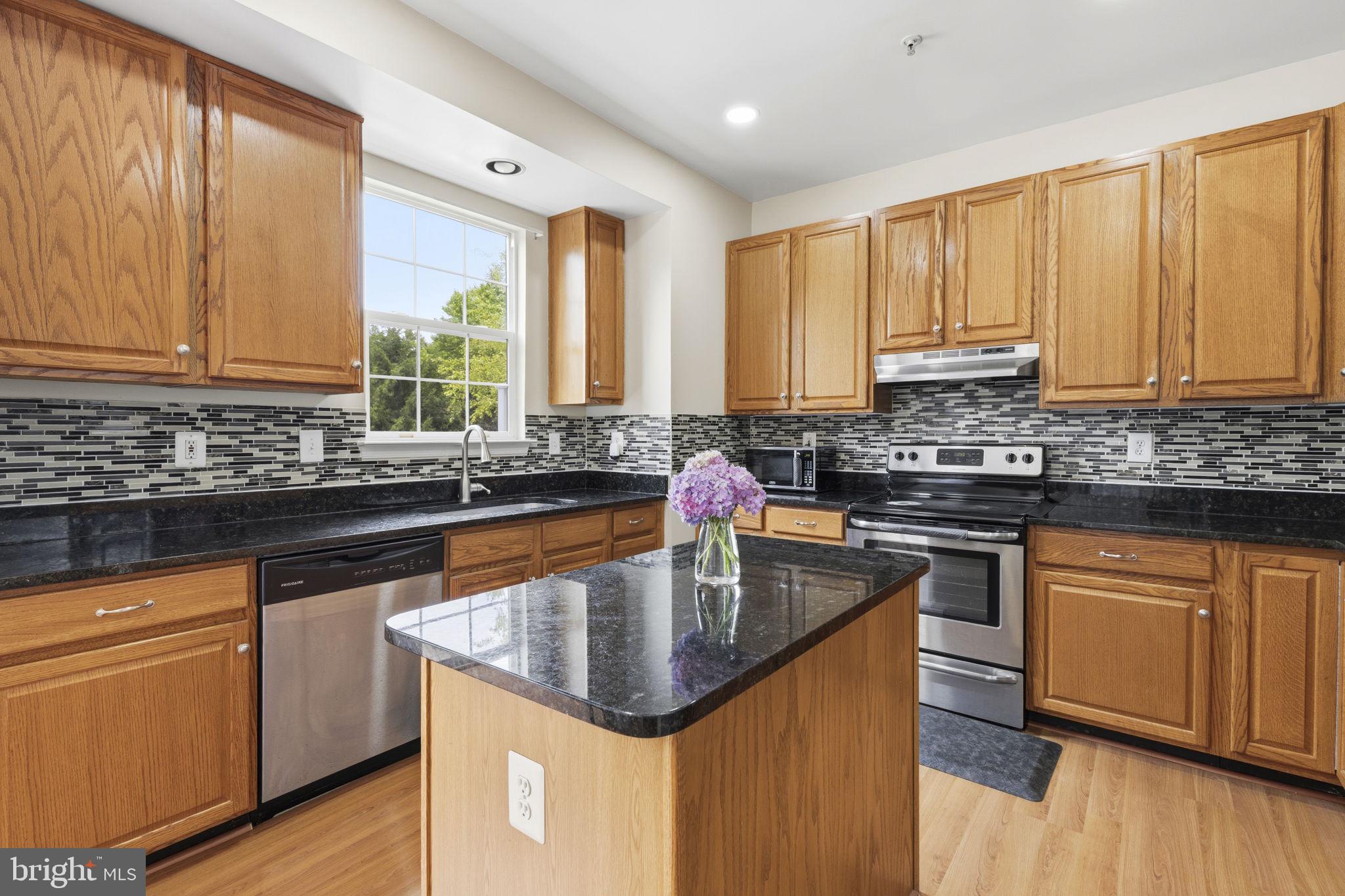 LYNDWOOD - Residential