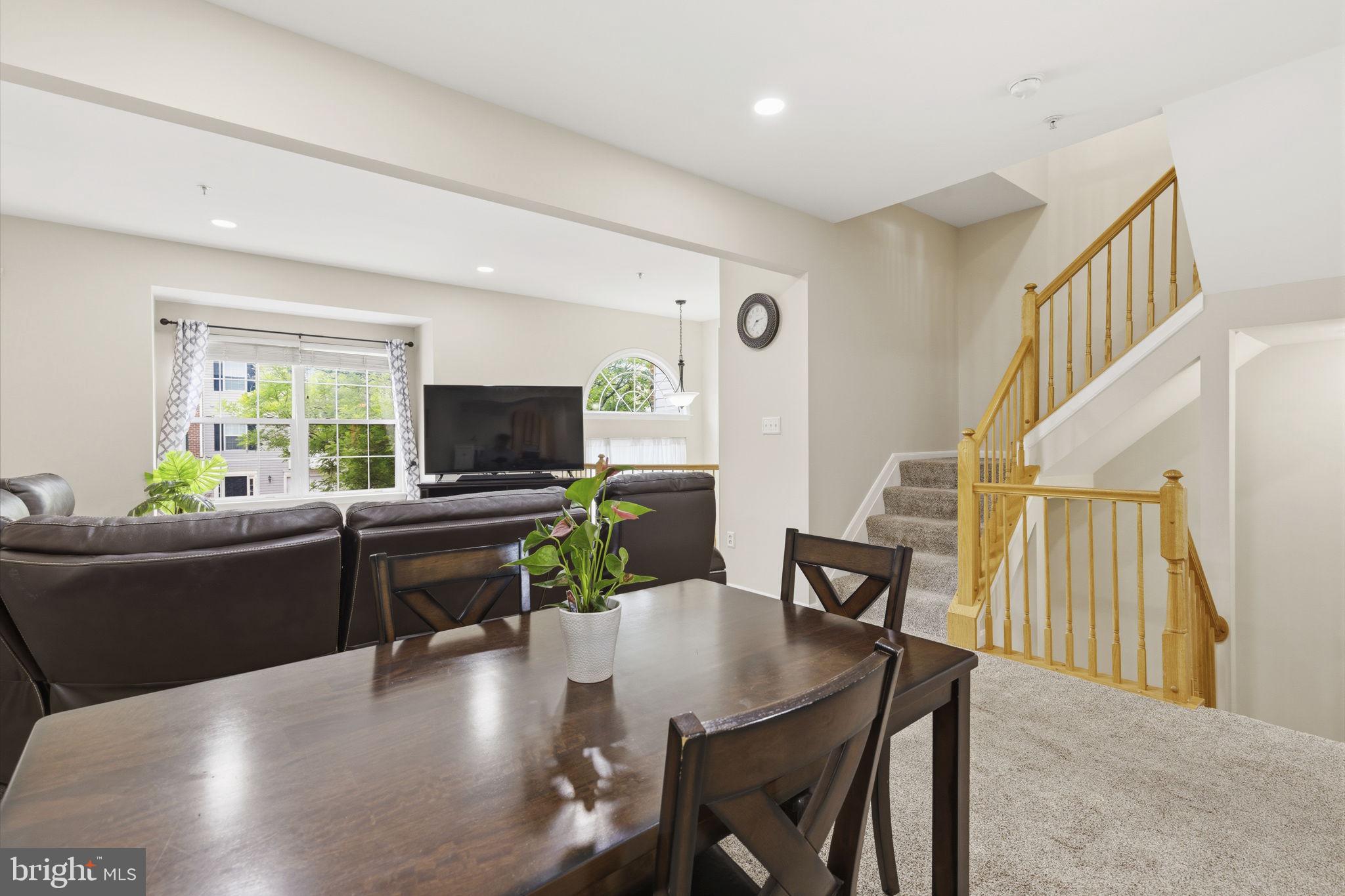 LYNDWOOD - Residential