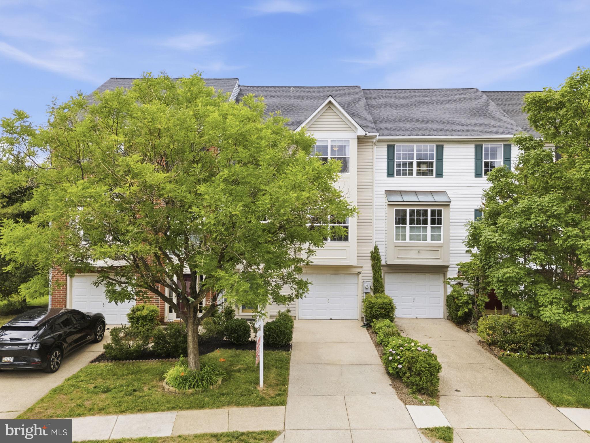 LYNDWOOD - Residential