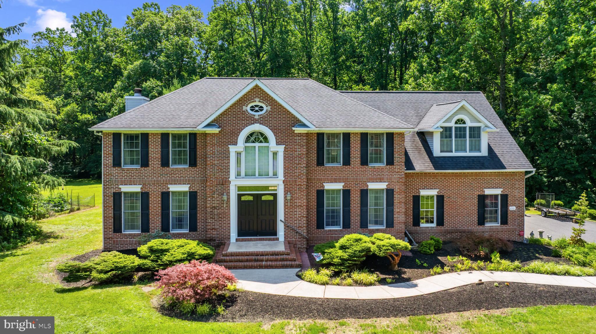COOL MEADOW FARMS - Residential