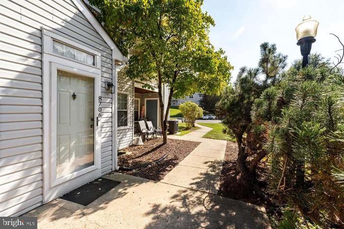 This condo is an amazing opportunity for a first time homebuyer - or investor opportunity. Large unit backing up to trees and quiet lot. Reserved parking and amenities. Balcony is great for evening dessert or morning coffee.  What a find and opportunity for you!!!