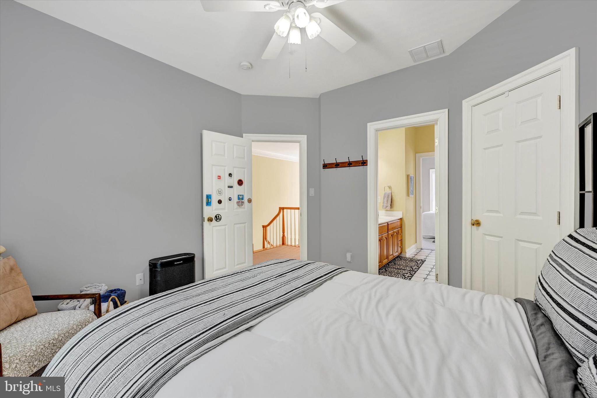 CROMWELL WOODS - Residential